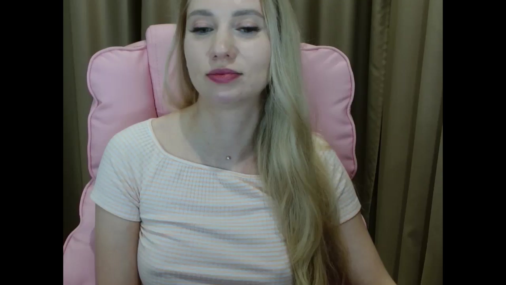 Gallery image thumbnail from Miss_Sylvia's myfreecams stream on, 04/01/2025, 20:26 image 19 of 20