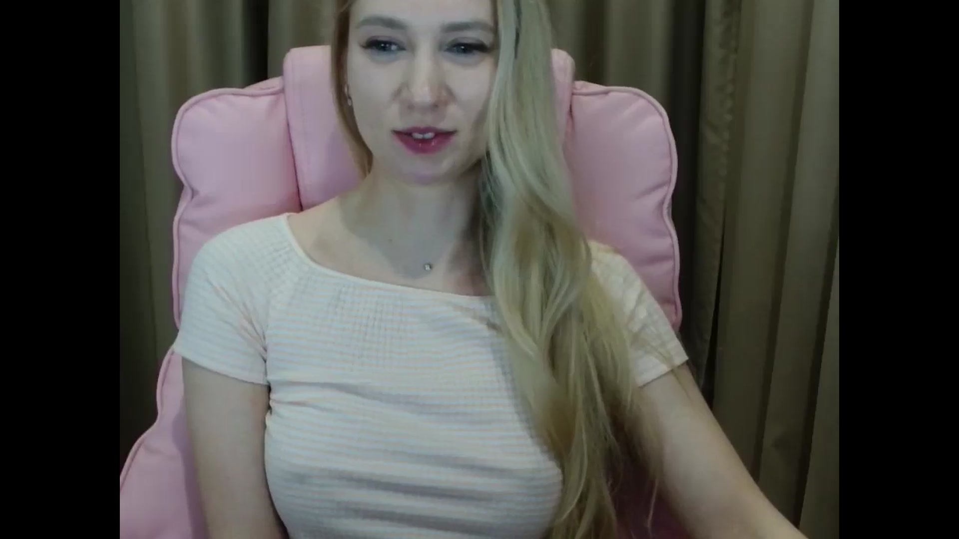 Gallery image thumbnail from Miss_Sylvia's myfreecams stream on, 04/01/2025, 20:26 image 12 of 20