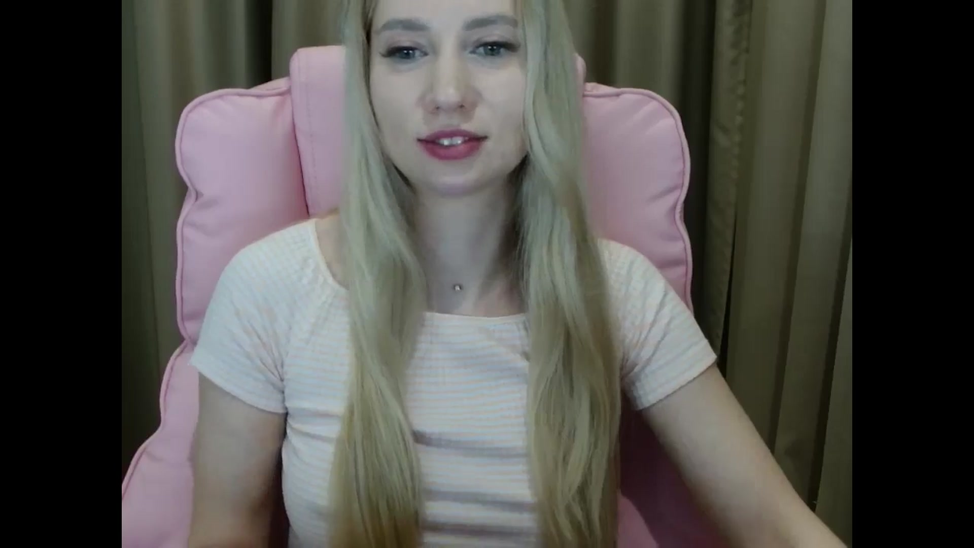 Gallery image thumbnail from Miss_Sylvia's myfreecams stream on, 04/01/2025, 20:26 image 7 of 20