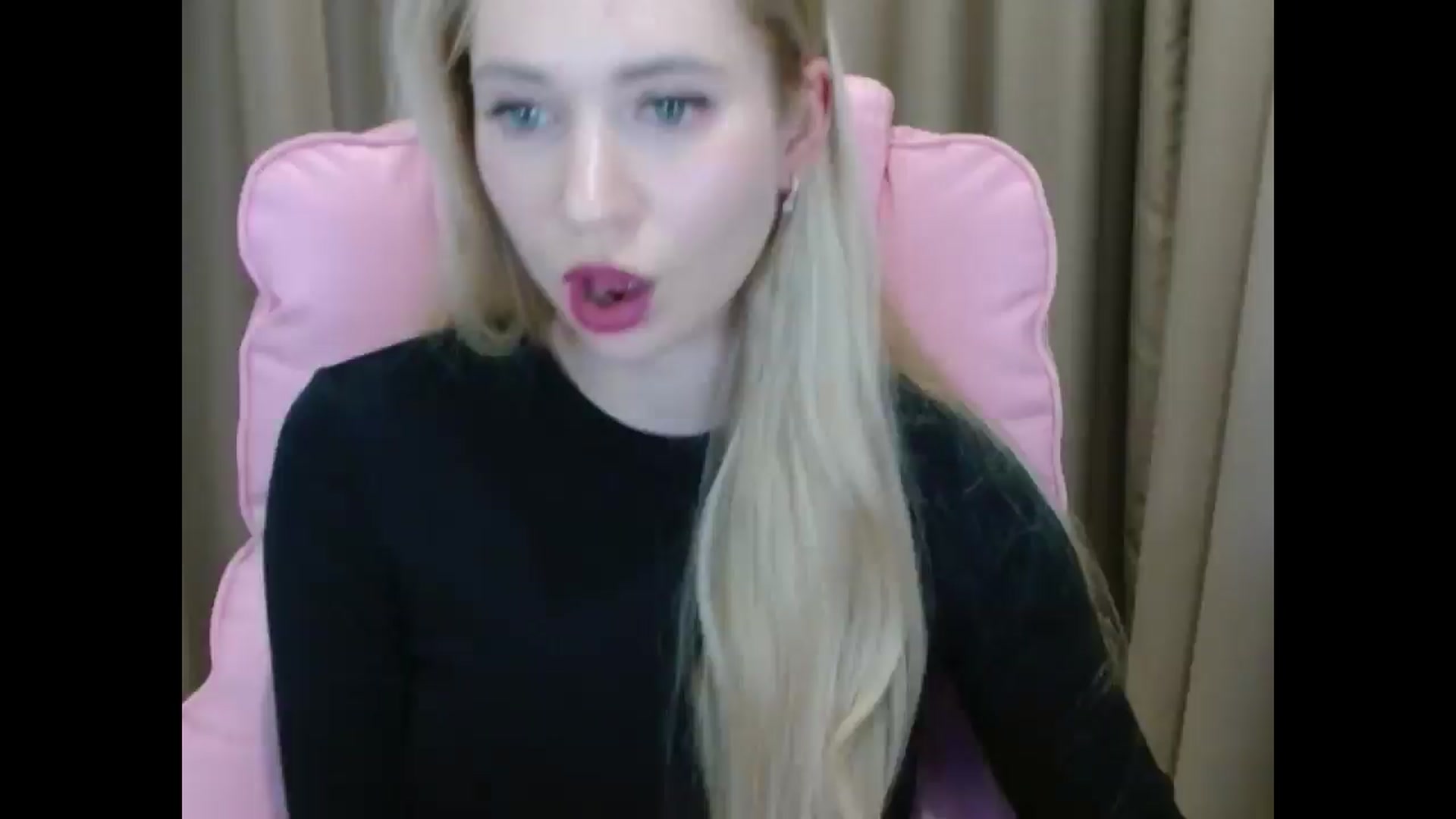 Gallery image thumbnail from Miss_Sylvia's myfreecams stream on, 04/02/2025, 19:38 image 16 of 20