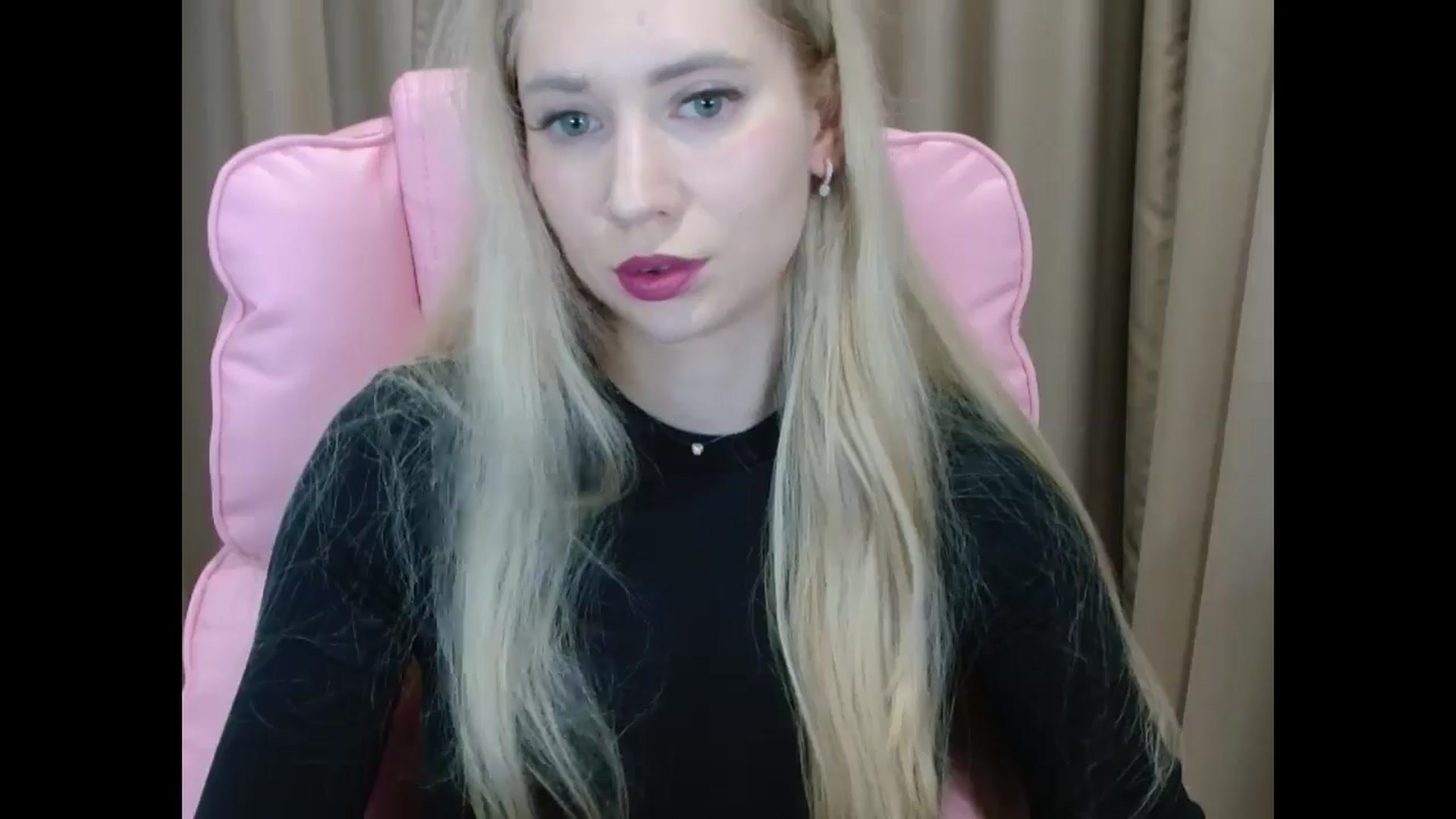 Gallery image thumbnail from Miss_Sylvia's myfreecams stream on, 04/02/2025, 19:38 image 5 of 20