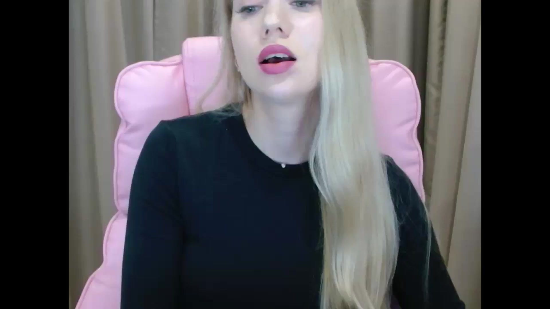 Gallery image thumbnail from Miss_Sylvia's myfreecams stream on, 04/02/2025, 19:38 image 19 of 20