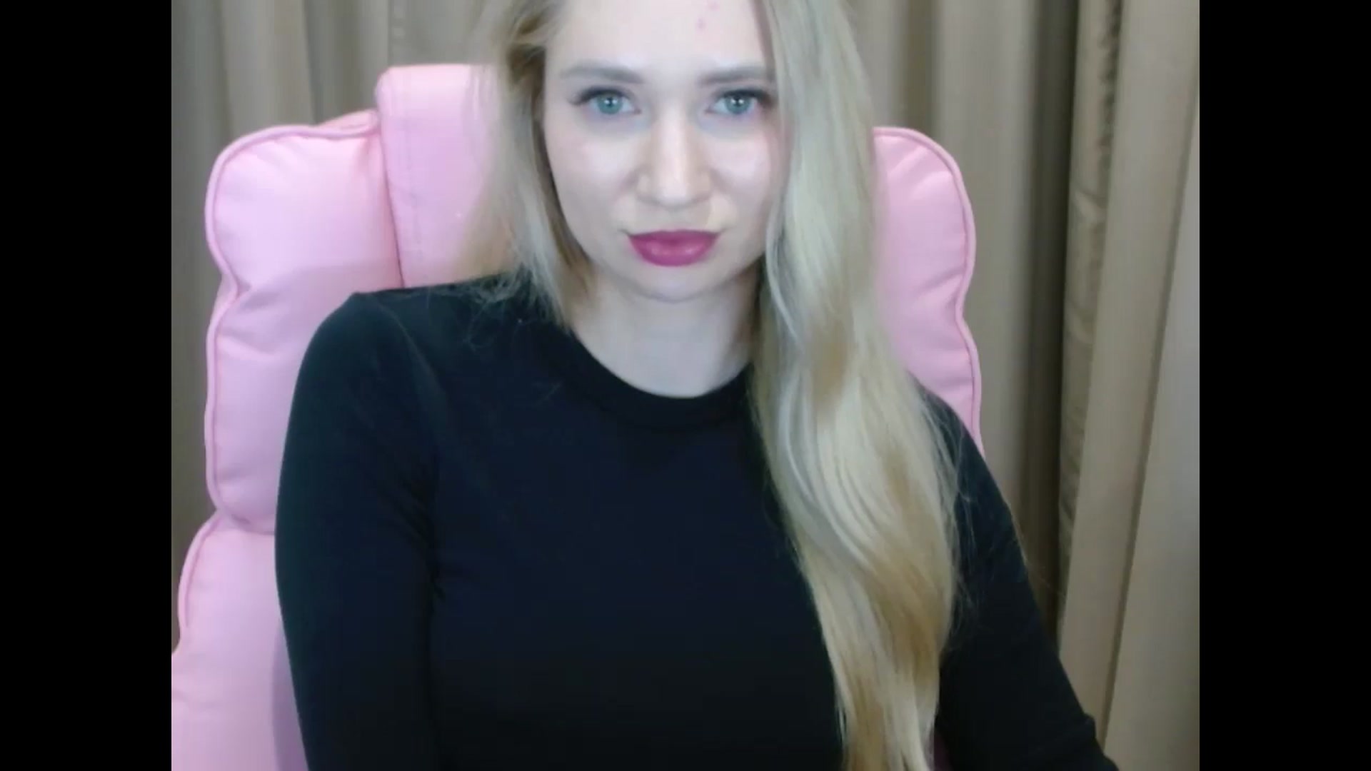 Gallery image thumbnail from Miss_Sylvia's myfreecams stream on, 04/02/2025, 19:38 image 14 of 20