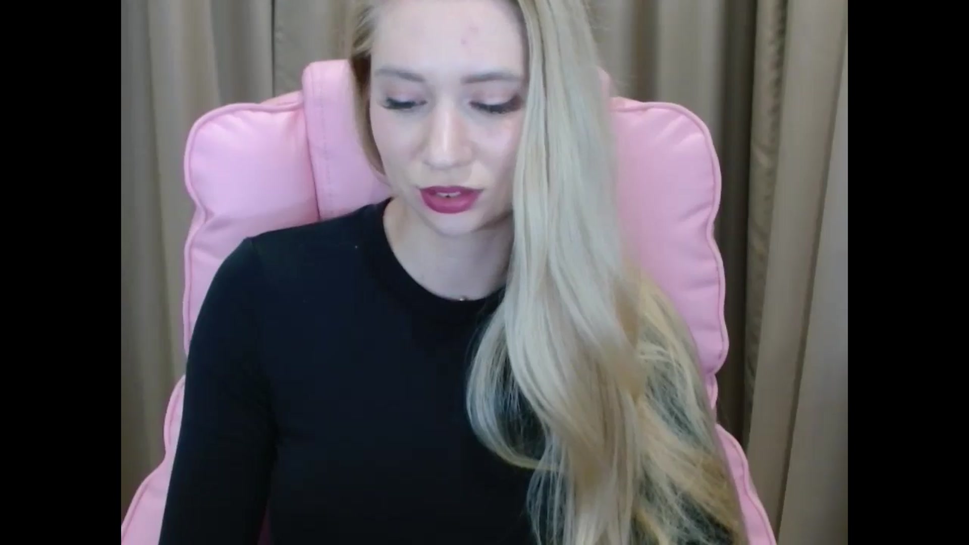 Gallery image thumbnail from Miss_Sylvia's myfreecams stream on, 04/02/2025, 20:57 image 7 of 20
