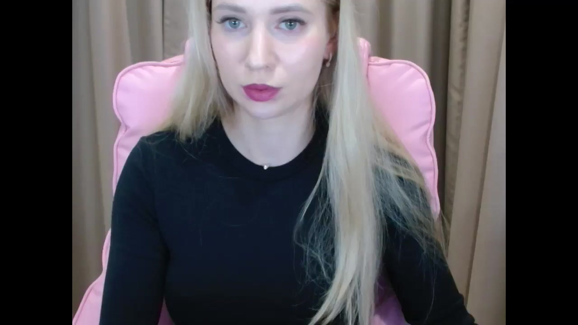 Gallery image thumbnail from Miss_Sylvia's myfreecams stream on, 04/02/2025, 20:57 image 1 of 20