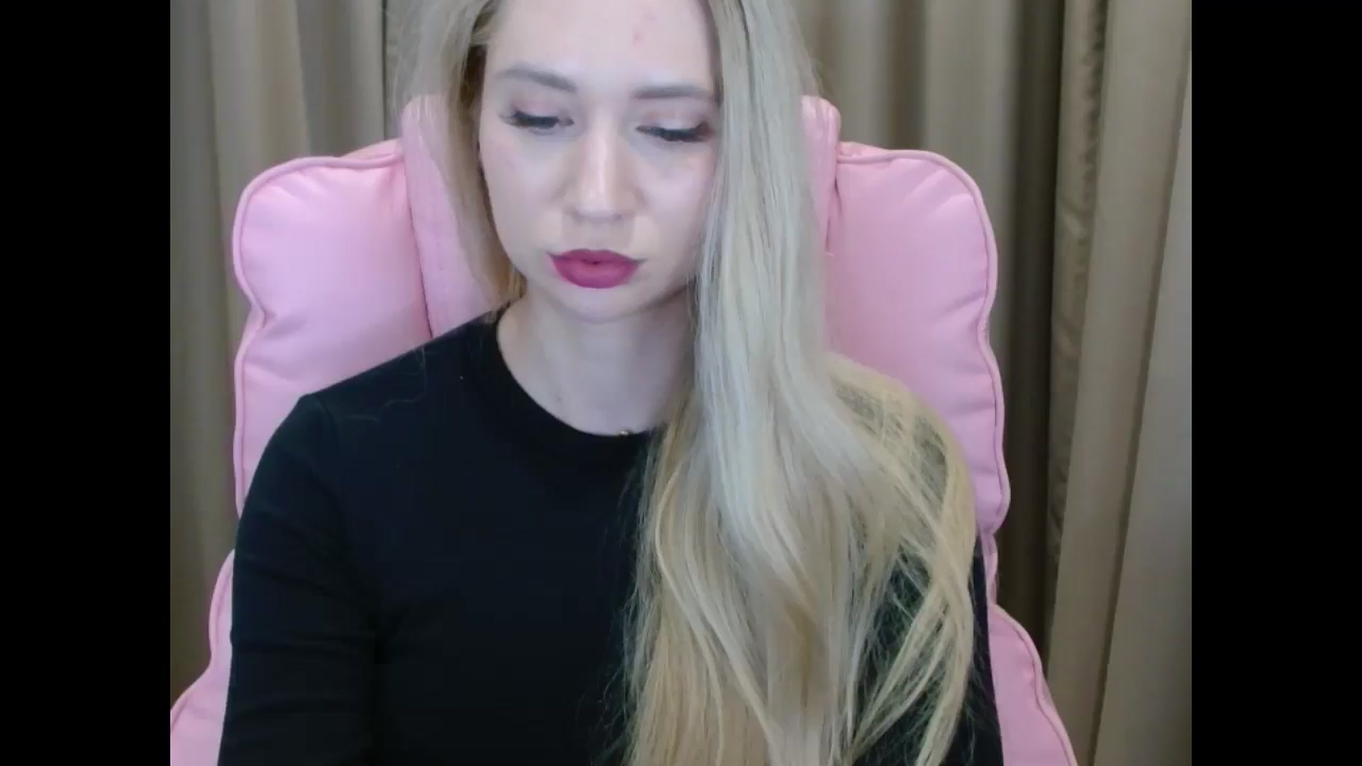 Gallery image thumbnail from Miss_Sylvia's myfreecams stream on, 04/02/2025, 20:57 image 11 of 20