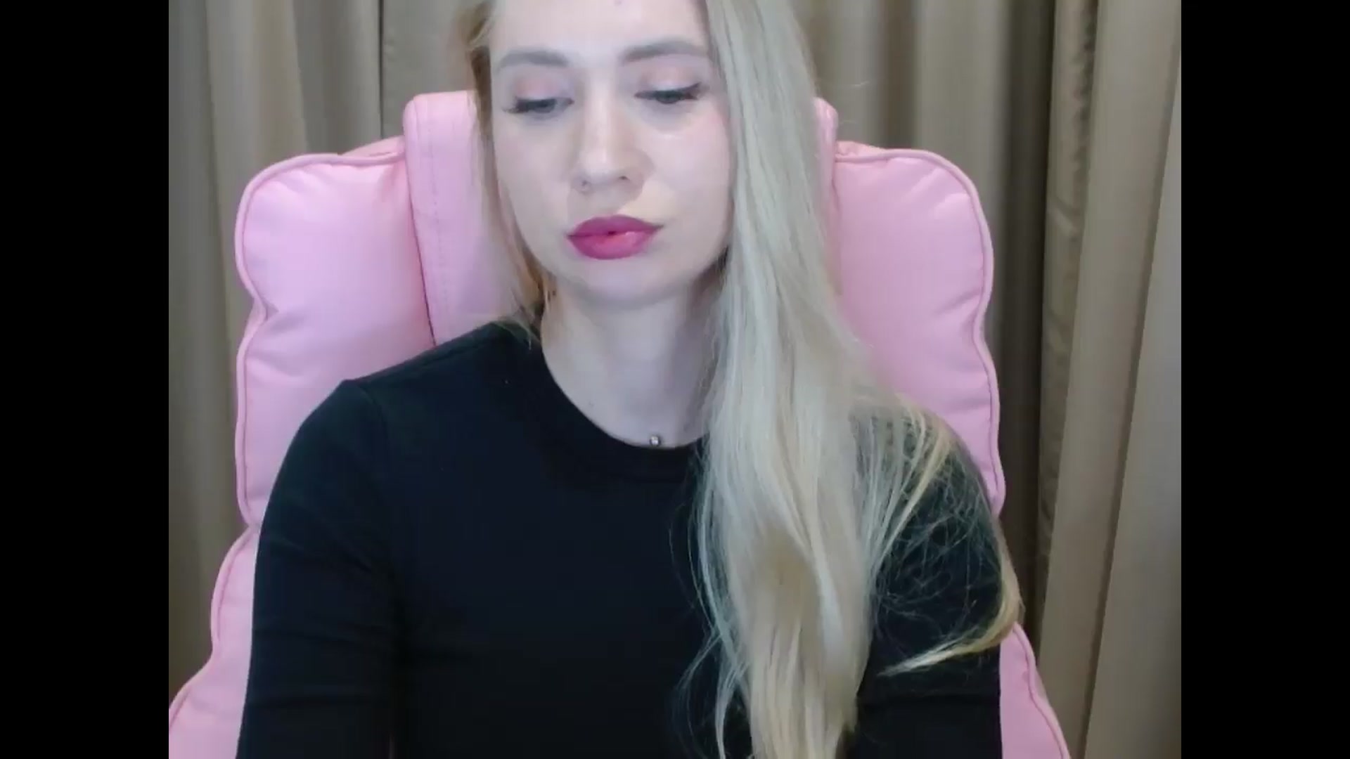 Gallery image thumbnail from Miss_Sylvia's myfreecams stream on, 04/02/2025, 20:57 image 14 of 20