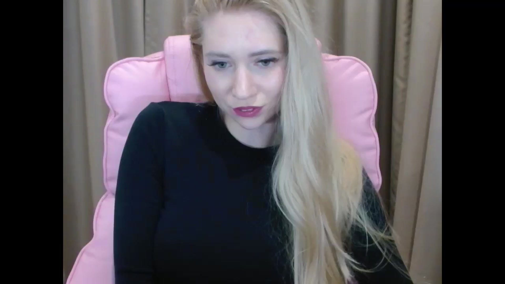 Gallery image thumbnail from Miss_Sylvia's myfreecams stream on, 04/02/2025, 20:57 image 9 of 20