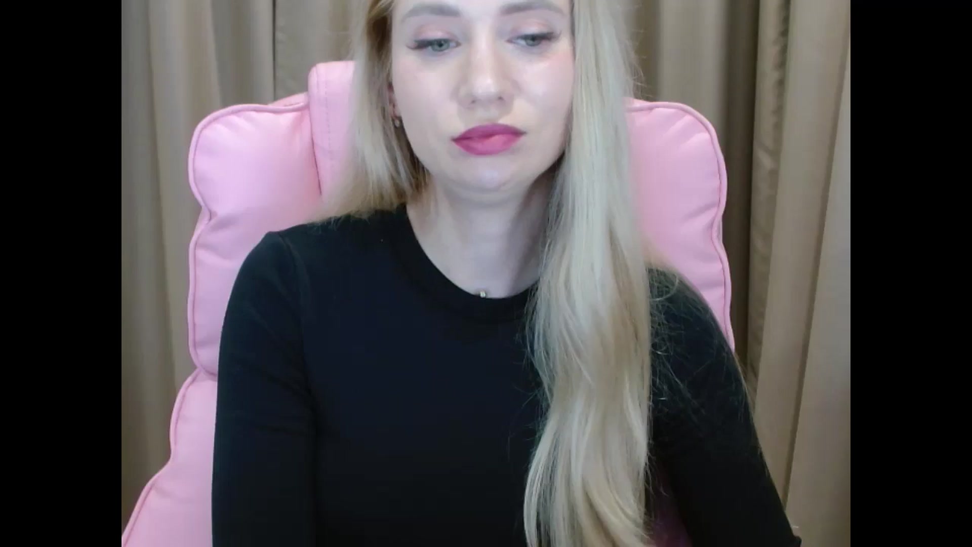 Gallery image thumbnail from Miss_Sylvia's myfreecams stream on, 04/02/2025, 20:57 image 6 of 20
