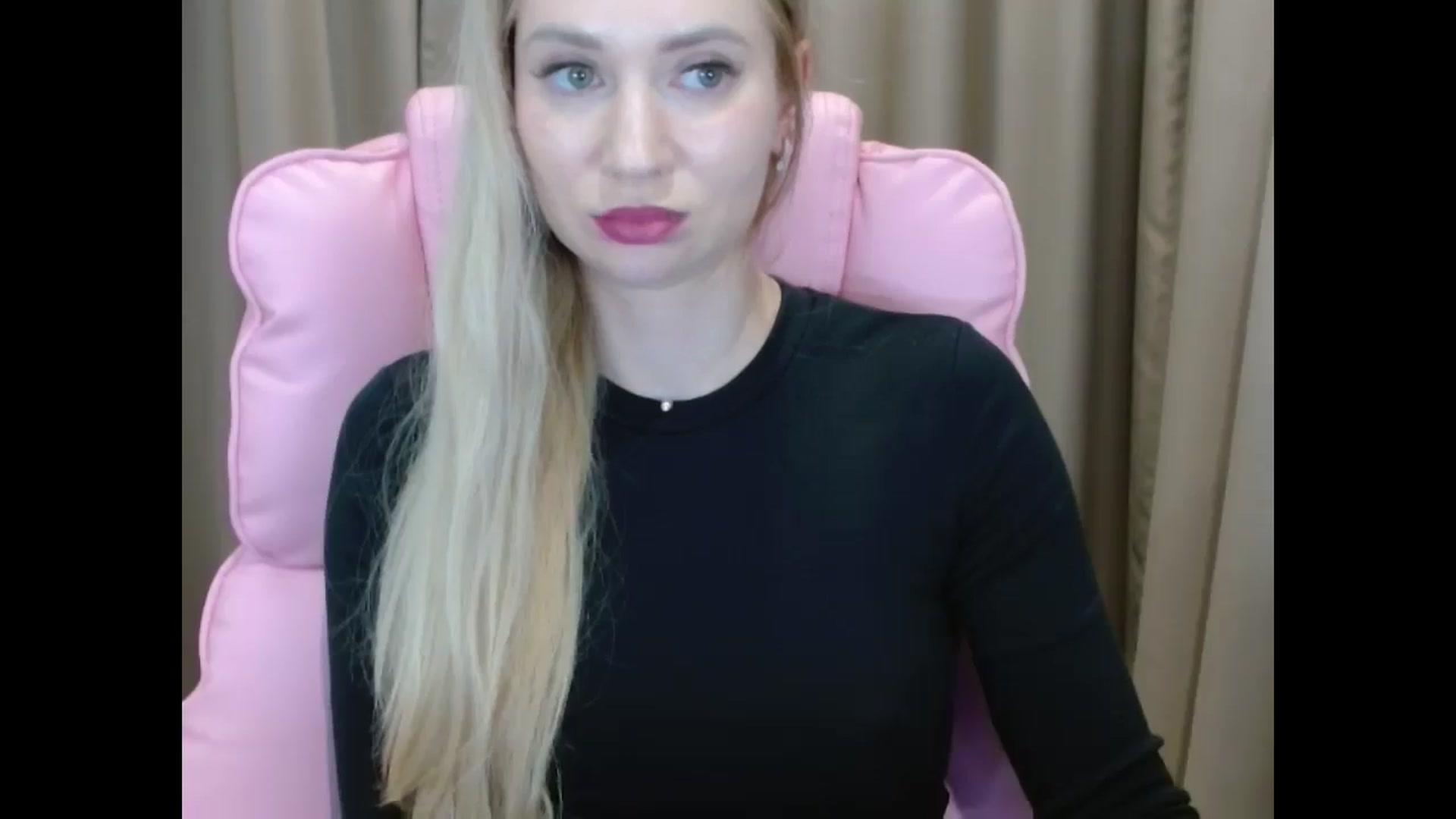 Gallery image thumbnail from Miss_Sylvia's myfreecams stream on, 04/02/2025, 20:57 image 16 of 20