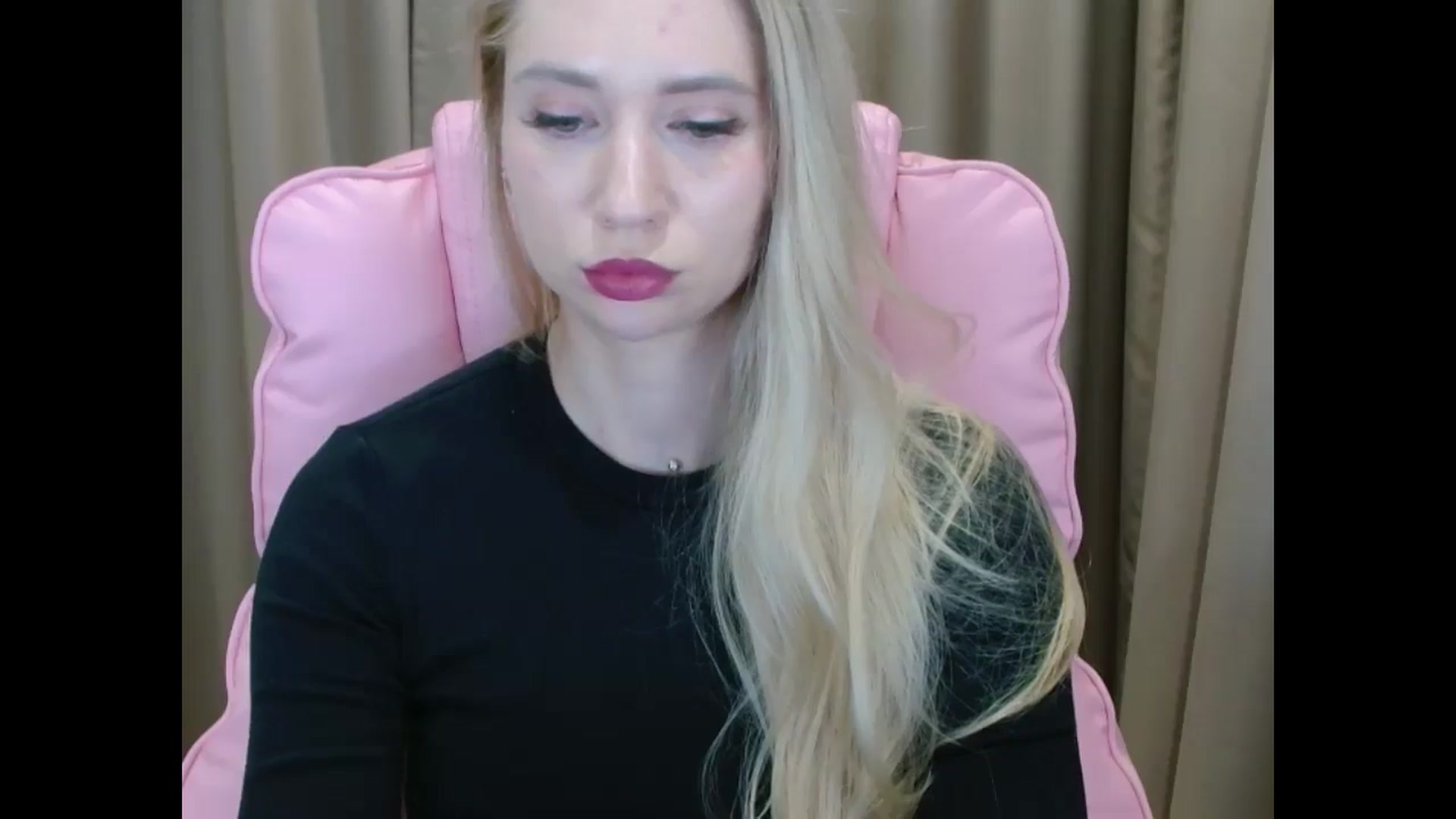 Gallery image thumbnail from Miss_Sylvia's myfreecams stream on, 04/02/2025, 20:57 image 13 of 20