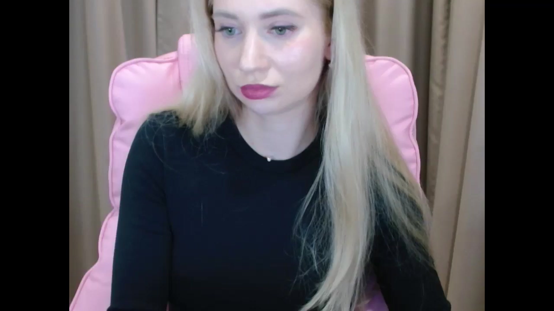 Gallery image thumbnail from Miss_Sylvia's myfreecams stream on, 04/02/2025, 20:57 image 2 of 20