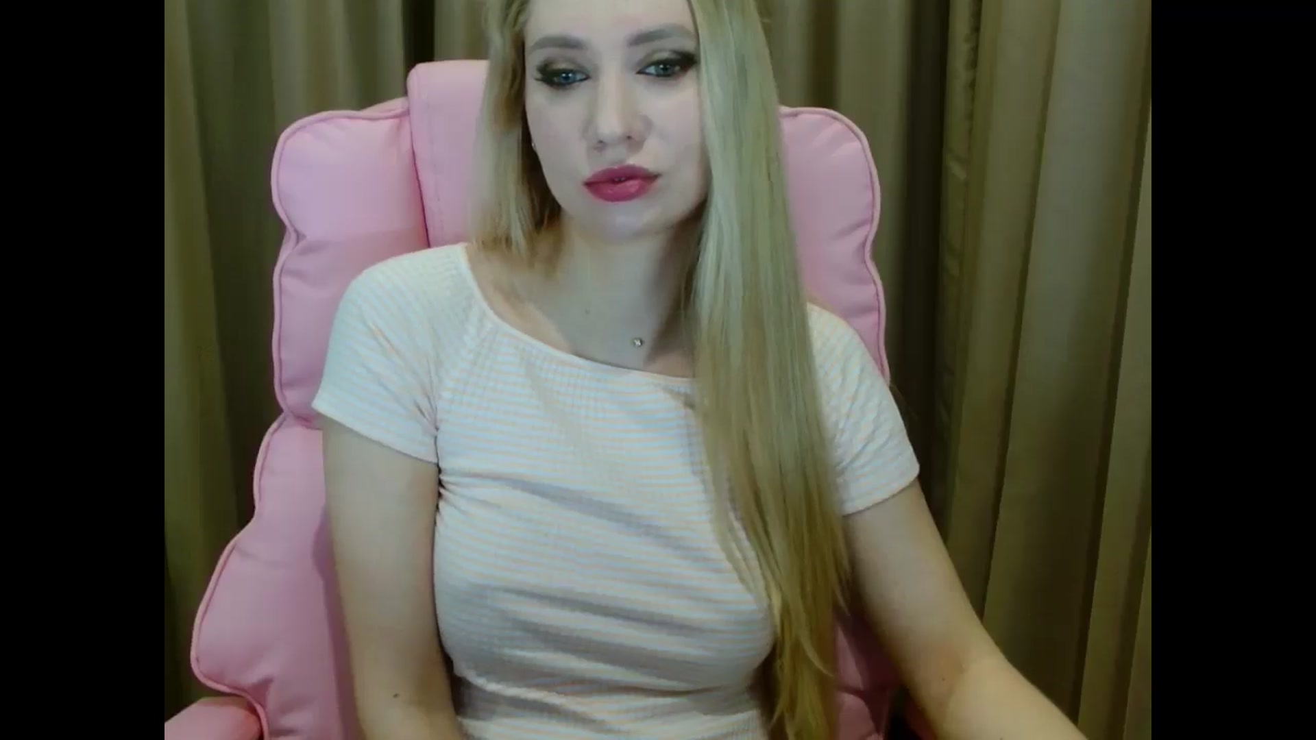 Gallery image thumbnail from Miss_Sylvia's myfreecams stream on, 04/03/2025, 18:09 image 18 of 20