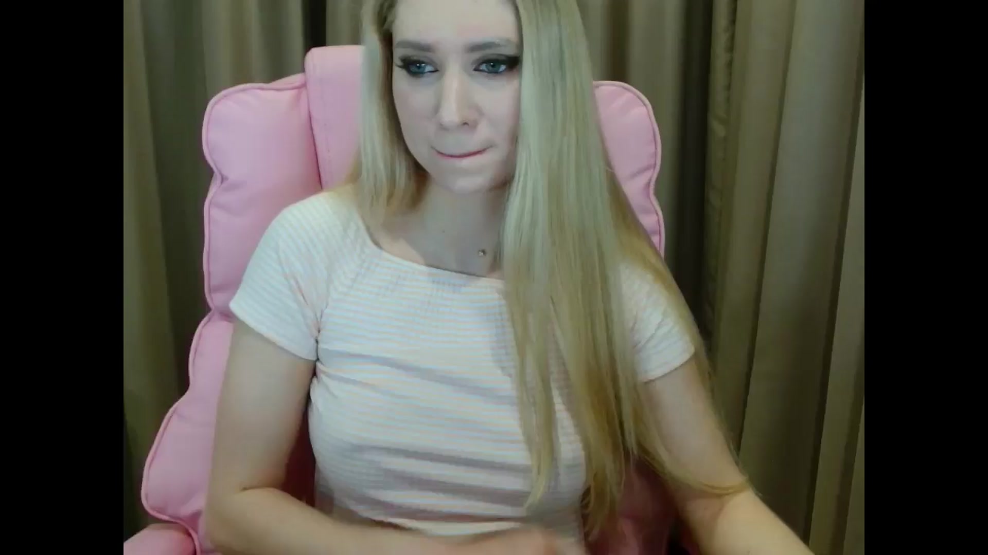 Gallery image thumbnail from Miss_Sylvia's myfreecams stream on, 04/03/2025, 18:09 image 5 of 20