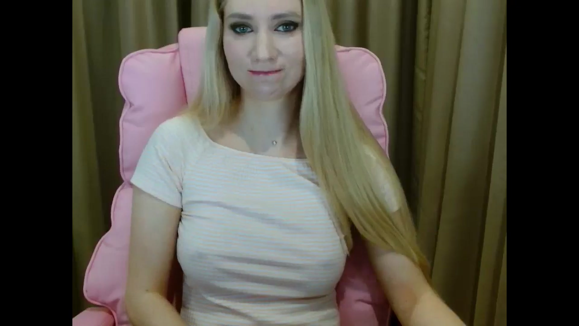 Gallery image thumbnail from Miss_Sylvia's myfreecams stream on, 04/03/2025, 18:09 image 10 of 20