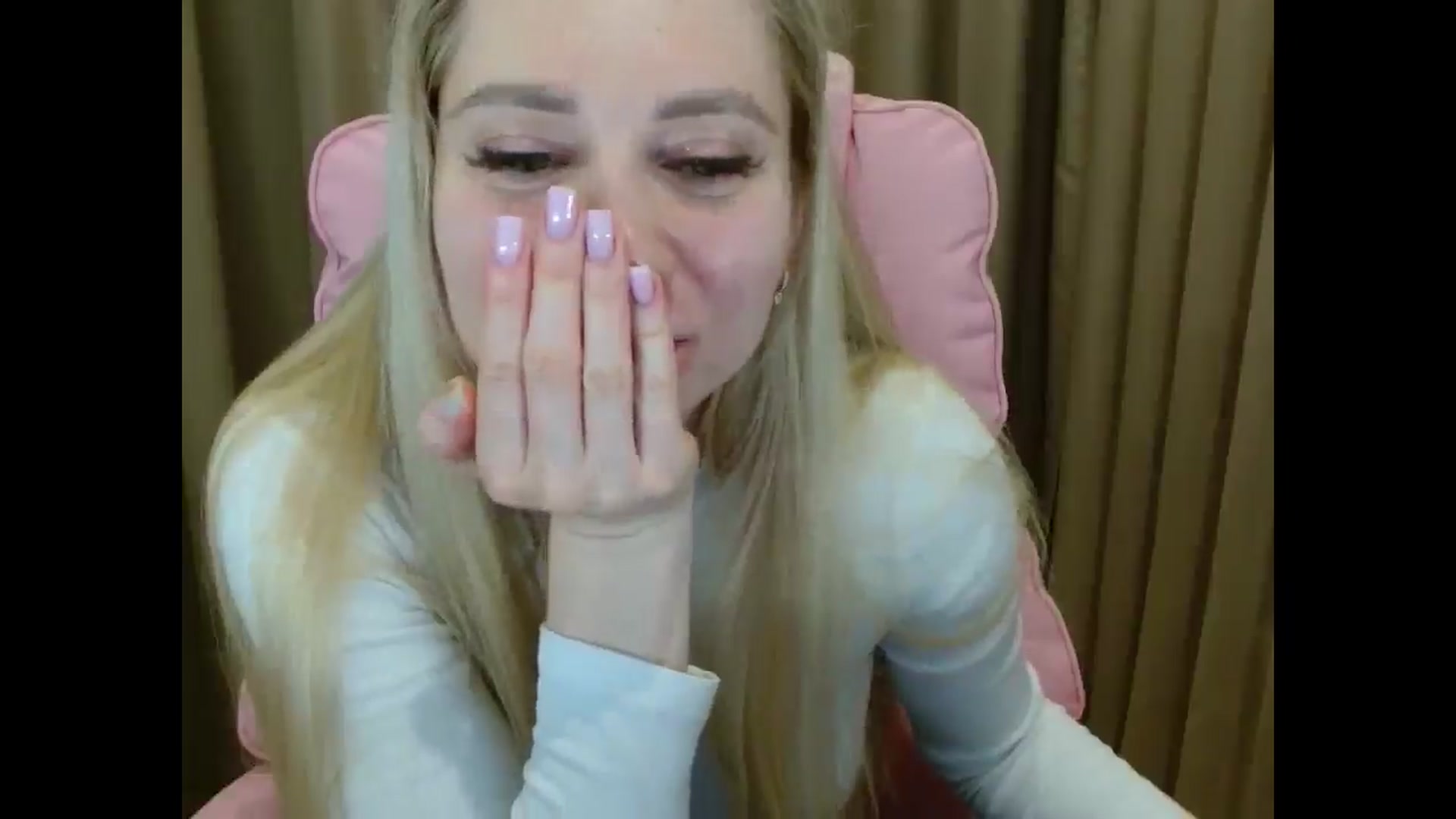 Gallery image thumbnail from Miss_Sylvia's myfreecams stream on, 04/04/2025, 18:40 image 11 of 20