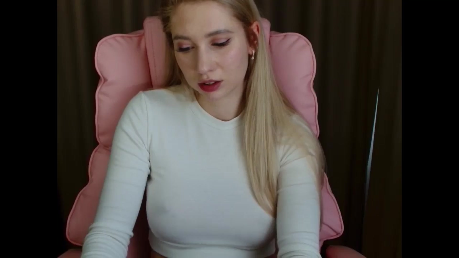 Gallery image thumbnail from Miss_Sylvia's myfreecams stream on, 04/05/2025, 13:37 image 5 of 20