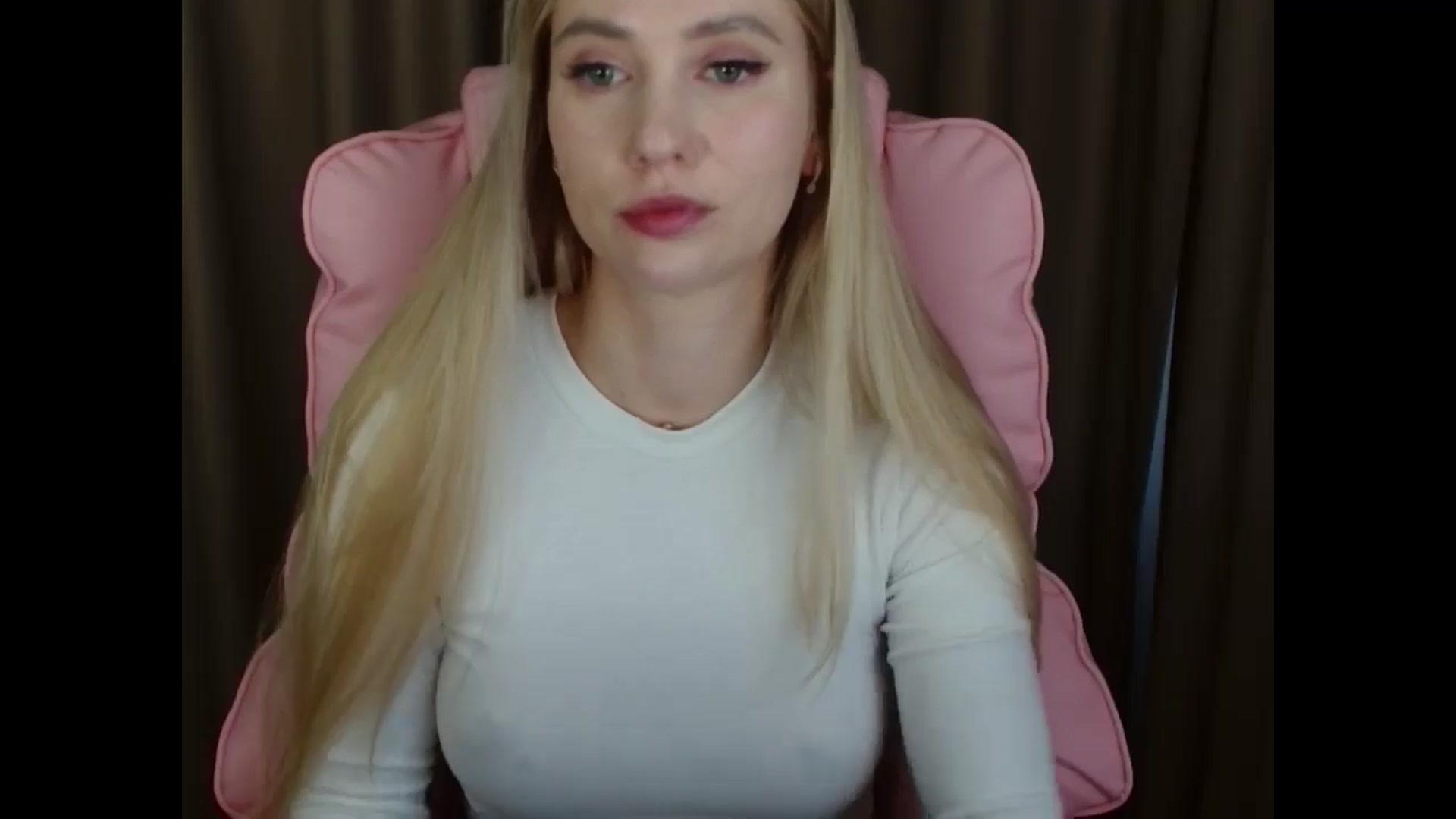 Gallery image thumbnail from Miss_Sylvia's myfreecams stream on, 04/05/2025, 14:00 image 13 of 20