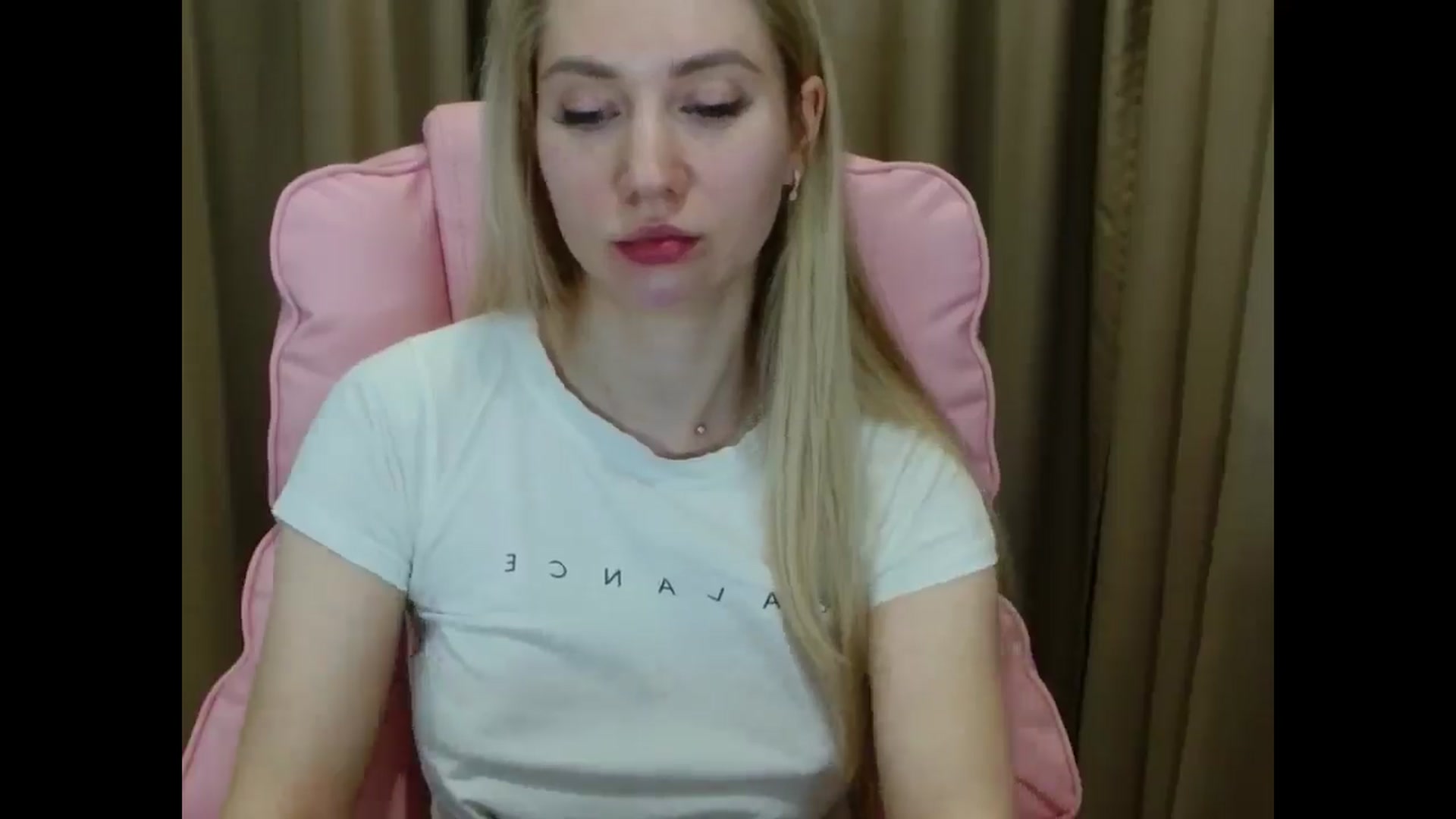 Gallery image thumbnail from Miss_Sylvia's myfreecams stream on, 04/06/2025, 17:24 image 8 of 20