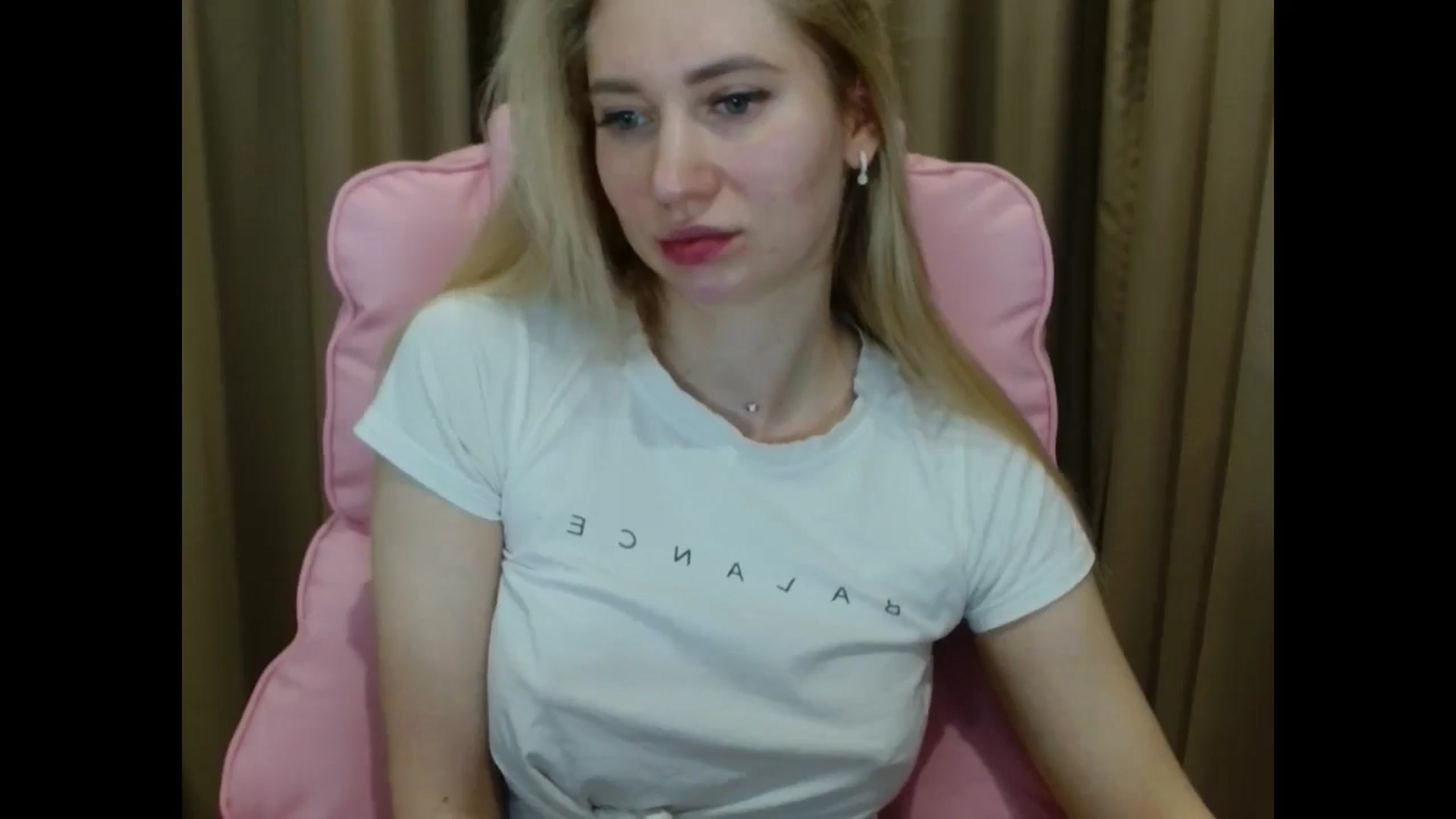 Gallery image thumbnail from Miss_Sylvia's myfreecams stream on, 04/06/2025, 17:24 image 15 of 20