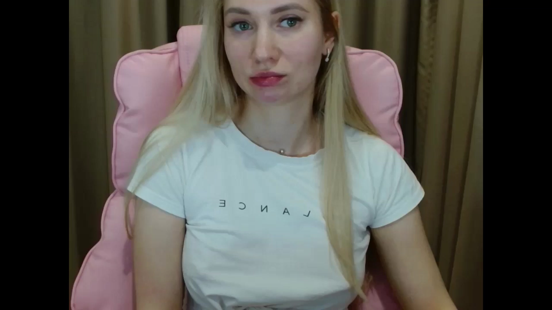 Gallery image thumbnail from Miss_Sylvia's myfreecams stream on, 04/06/2025, 19:53 image 1 of 20