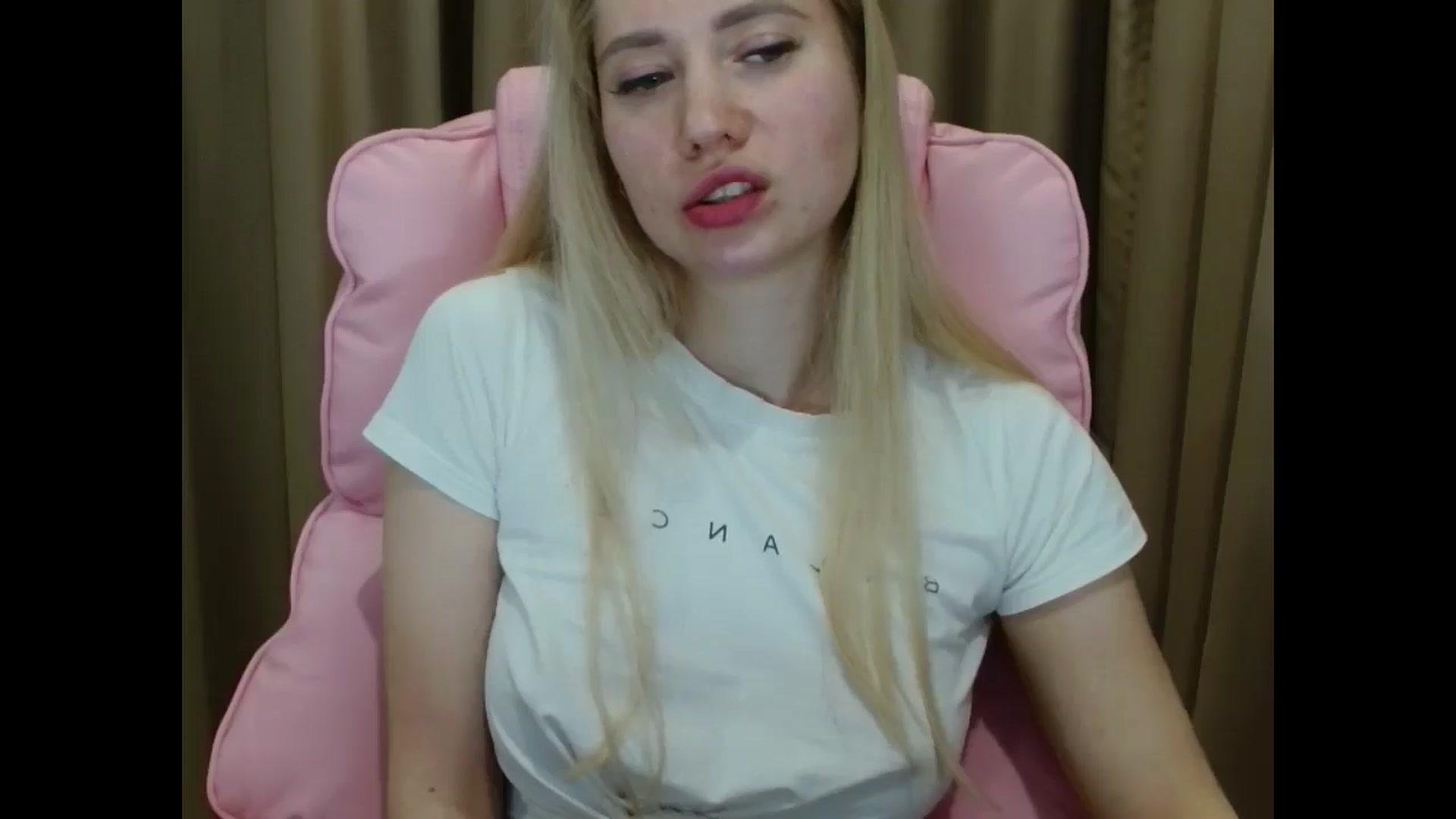 Gallery image thumbnail from Miss_Sylvia's myfreecams stream on, 04/06/2025, 19:53 image 4 of 20