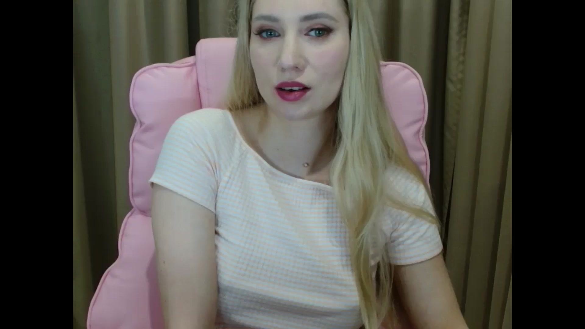 Gallery image thumbnail from Miss_Sylvia's myfreecams stream on, 04/07/2025, 18:18 image 9 of 20