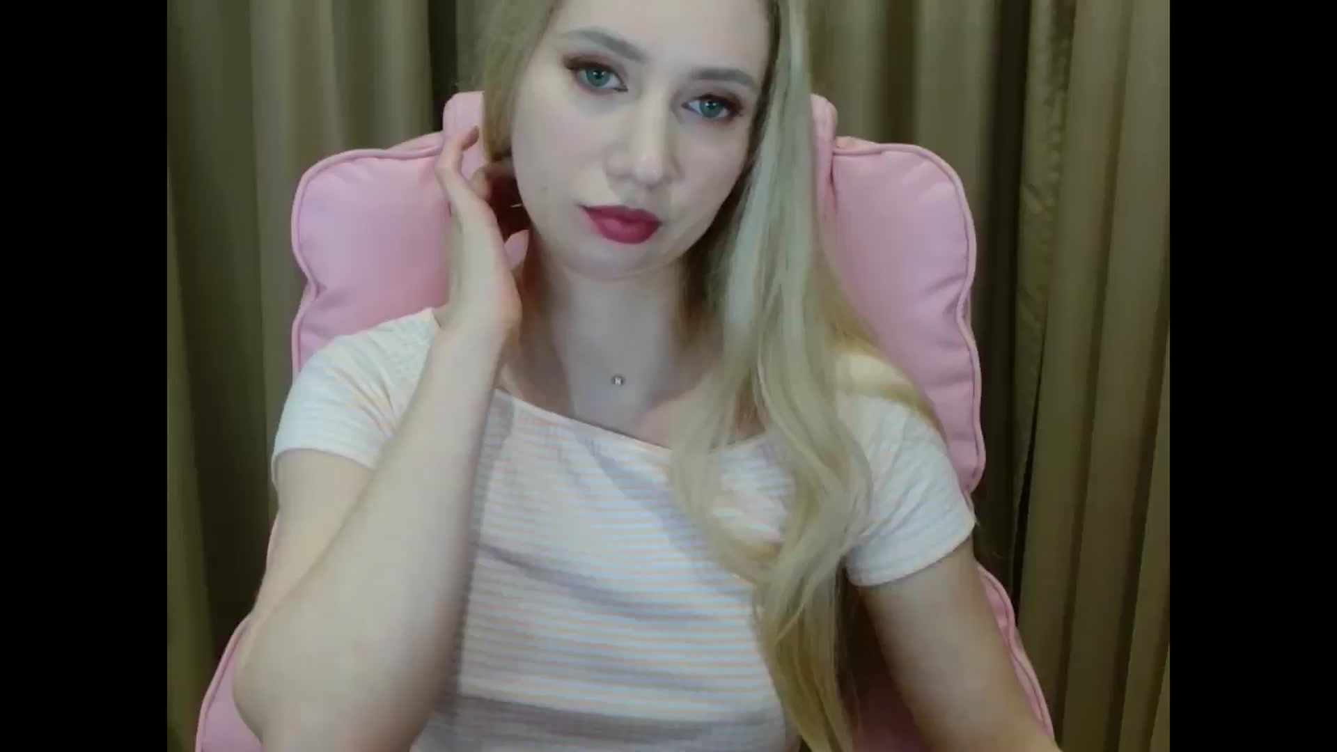 Gallery image thumbnail from Miss_Sylvia's myfreecams stream on, 04/07/2025, 18:18 image 1 of 20