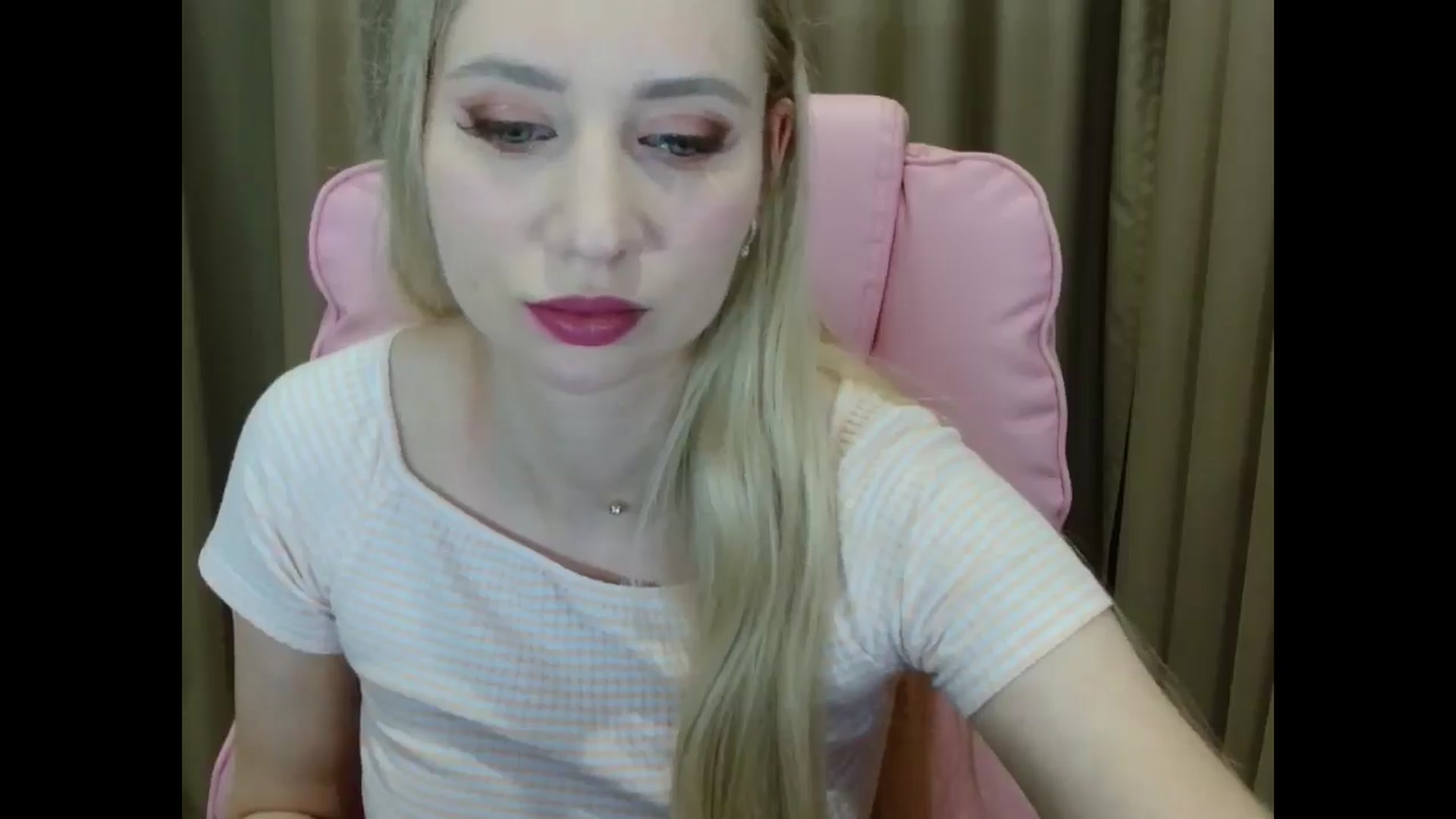 Gallery image thumbnail from Miss_Sylvia's myfreecams stream on, 04/07/2025, 18:18 image 5 of 20