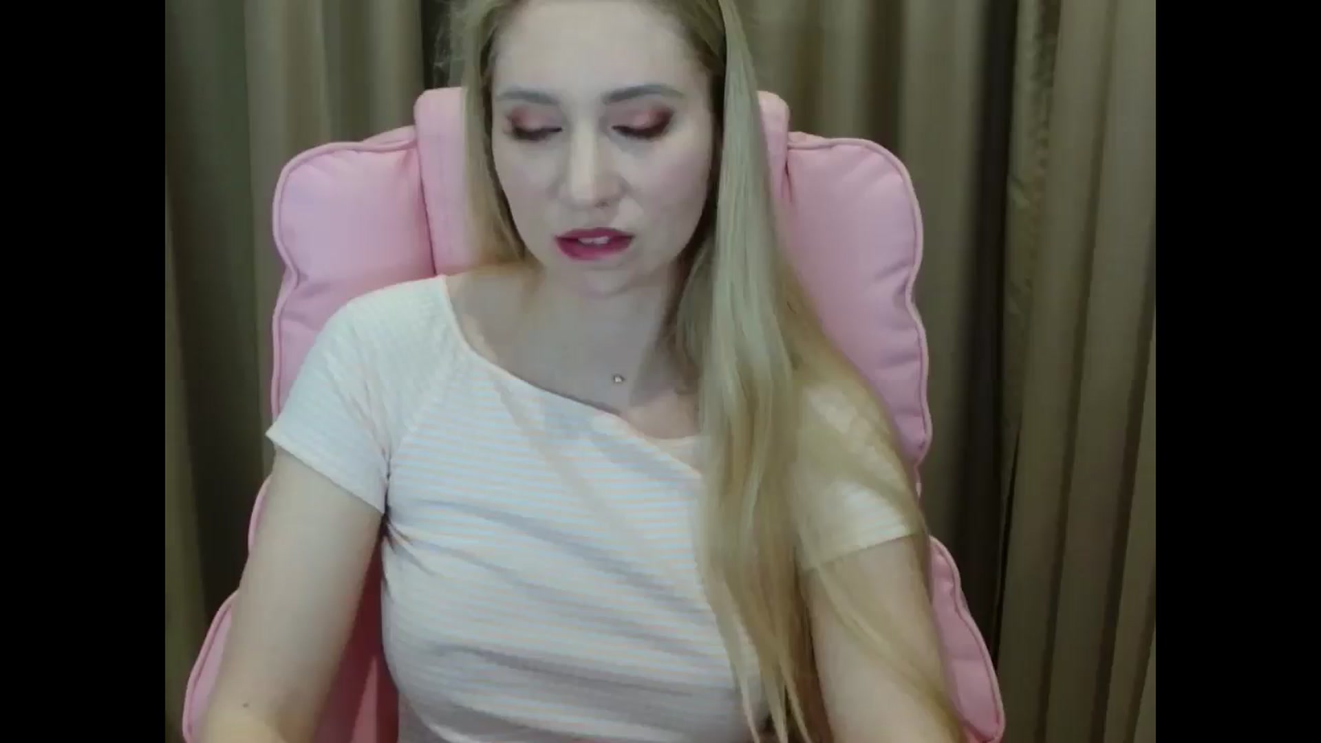 Gallery image thumbnail from Miss_Sylvia's myfreecams stream on, 04/07/2025, 18:18 image 17 of 20