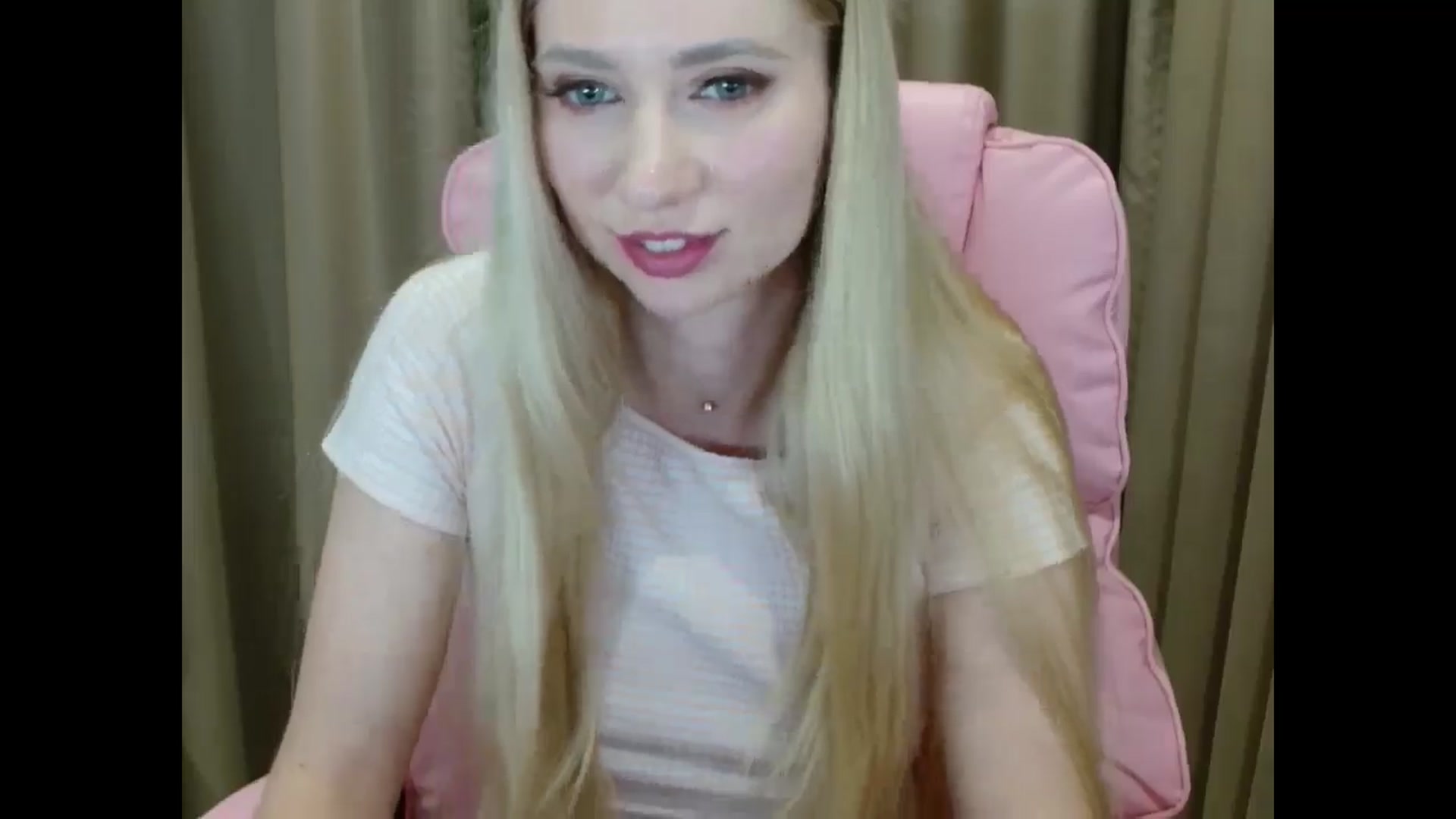 Gallery image thumbnail from Miss_Sylvia's myfreecams stream on, 04/07/2025, 19:16 image 19 of 20