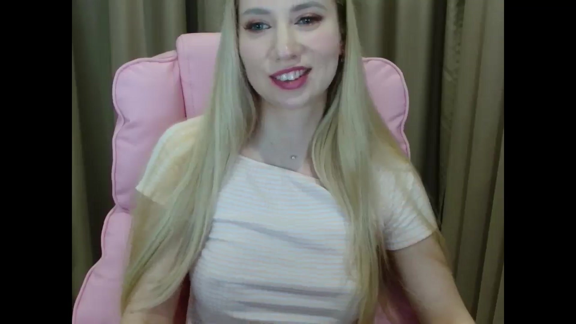 Gallery image thumbnail from Miss_Sylvia's myfreecams stream on, 04/07/2025, 19:16 image 14 of 20