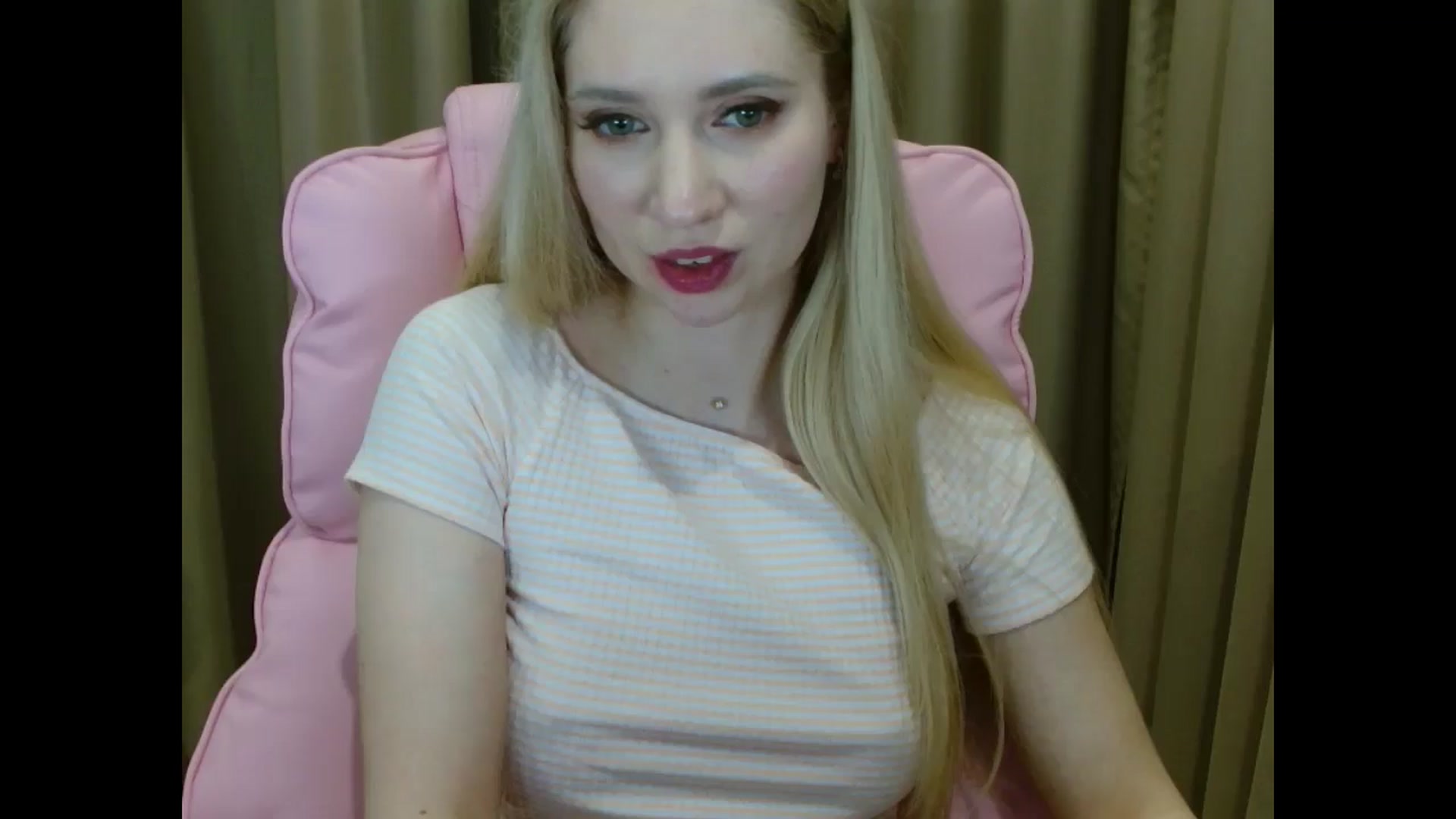 Gallery image thumbnail from Miss_Sylvia's myfreecams stream on, 04/07/2025, 19:16 image 7 of 20