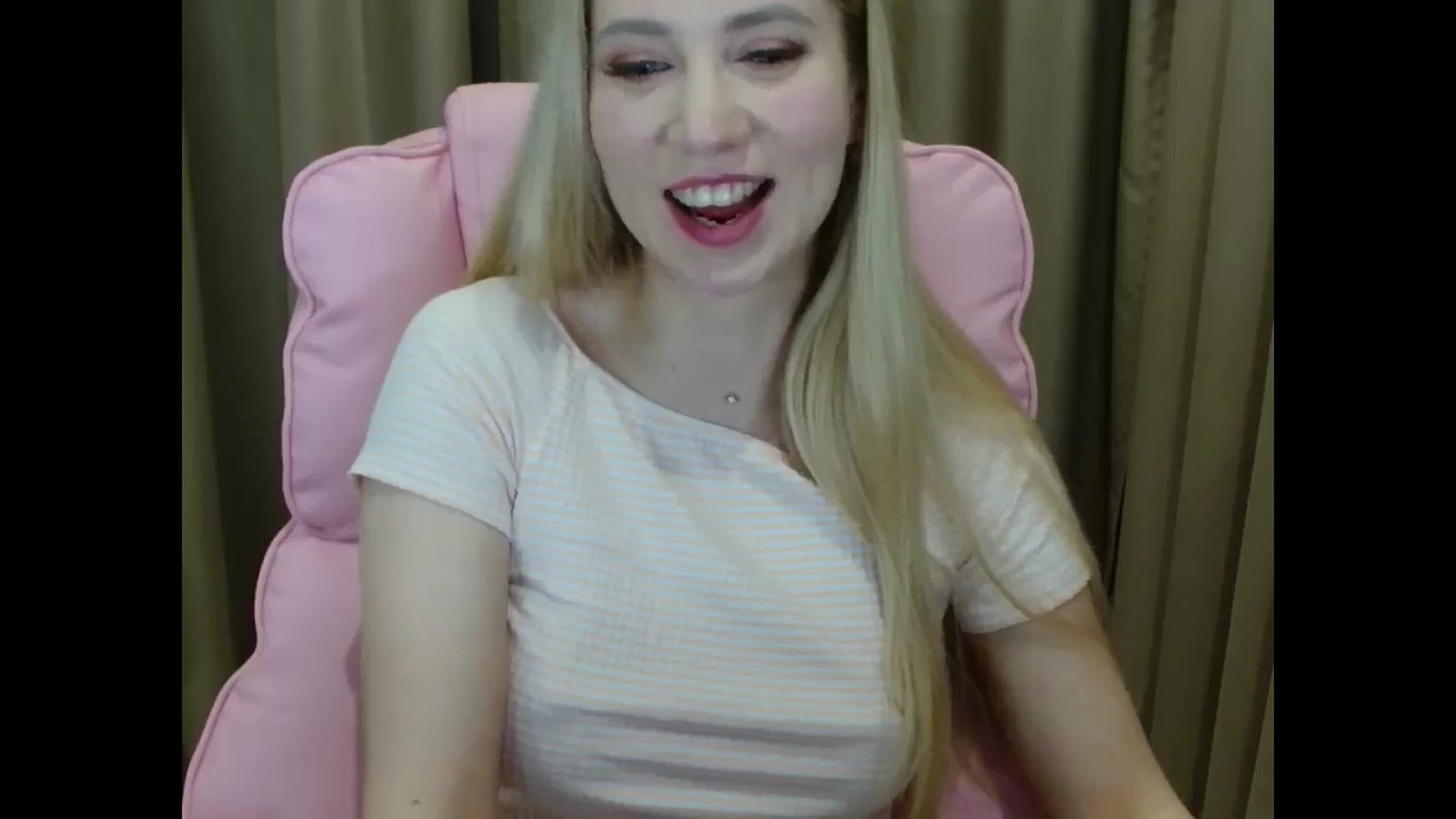Gallery image thumbnail from Miss_Sylvia's myfreecams stream on, 04/07/2025, 19:16 image 13 of 20