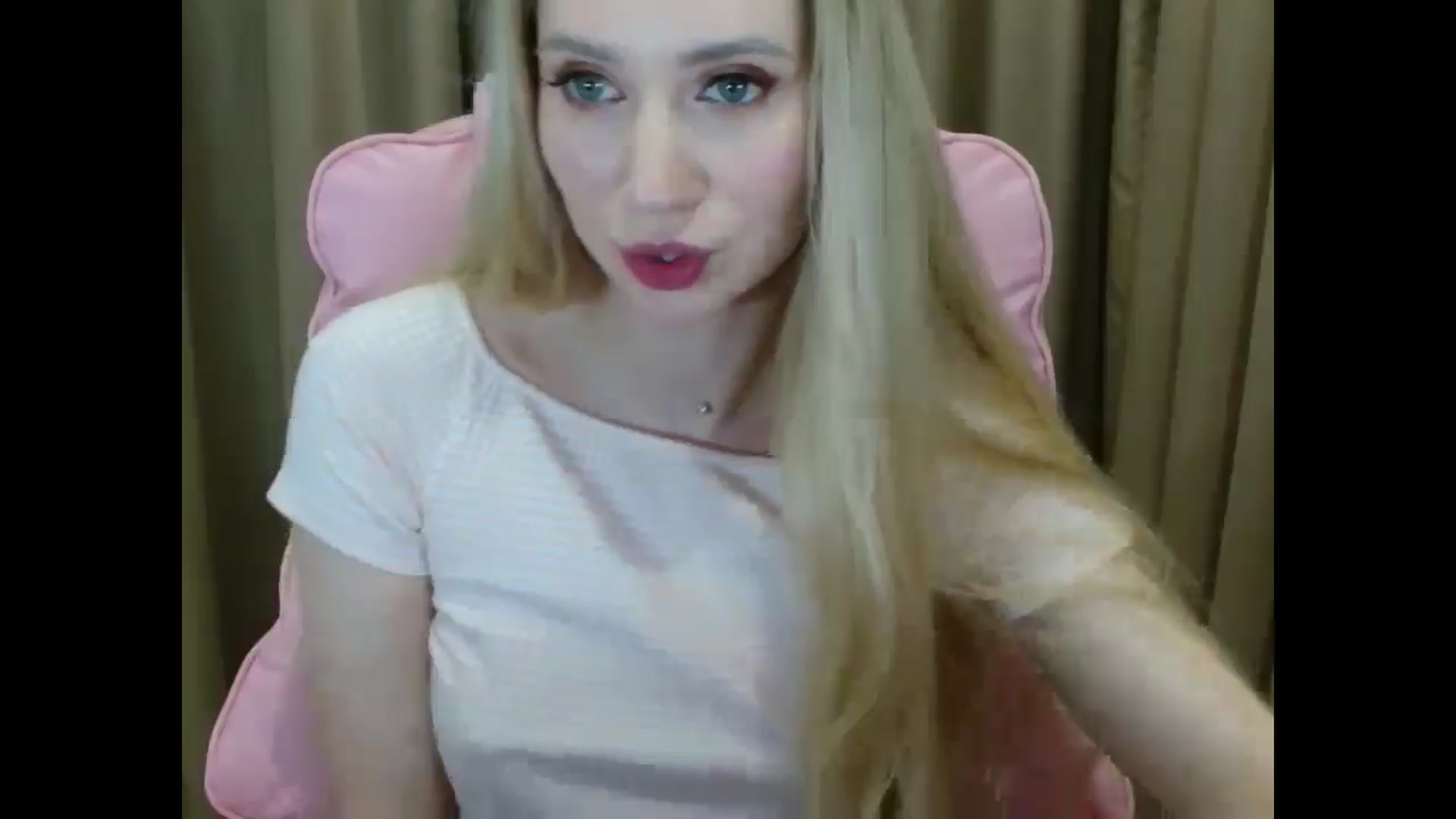 Gallery image thumbnail from Miss_Sylvia's myfreecams stream on, 04/07/2025, 20:27 image 2 of 20