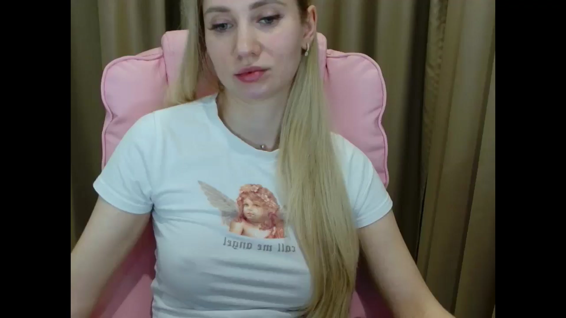 Gallery image thumbnail from Miss_Sylvia's myfreecams stream on, 04/08/2025, 18:35 image 11 of 20