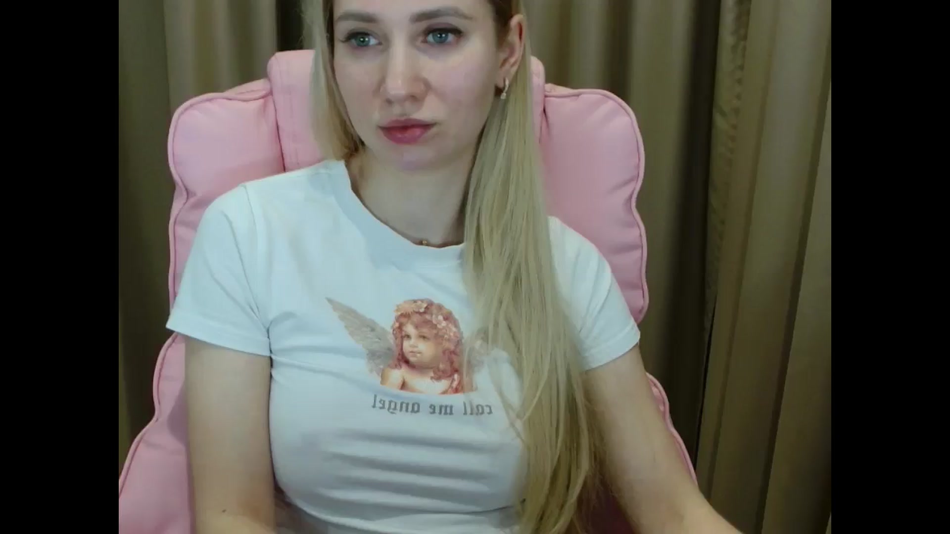 Gallery image thumbnail from Miss_Sylvia's myfreecams stream on, 04/08/2025, 18:35 image 1 of 20