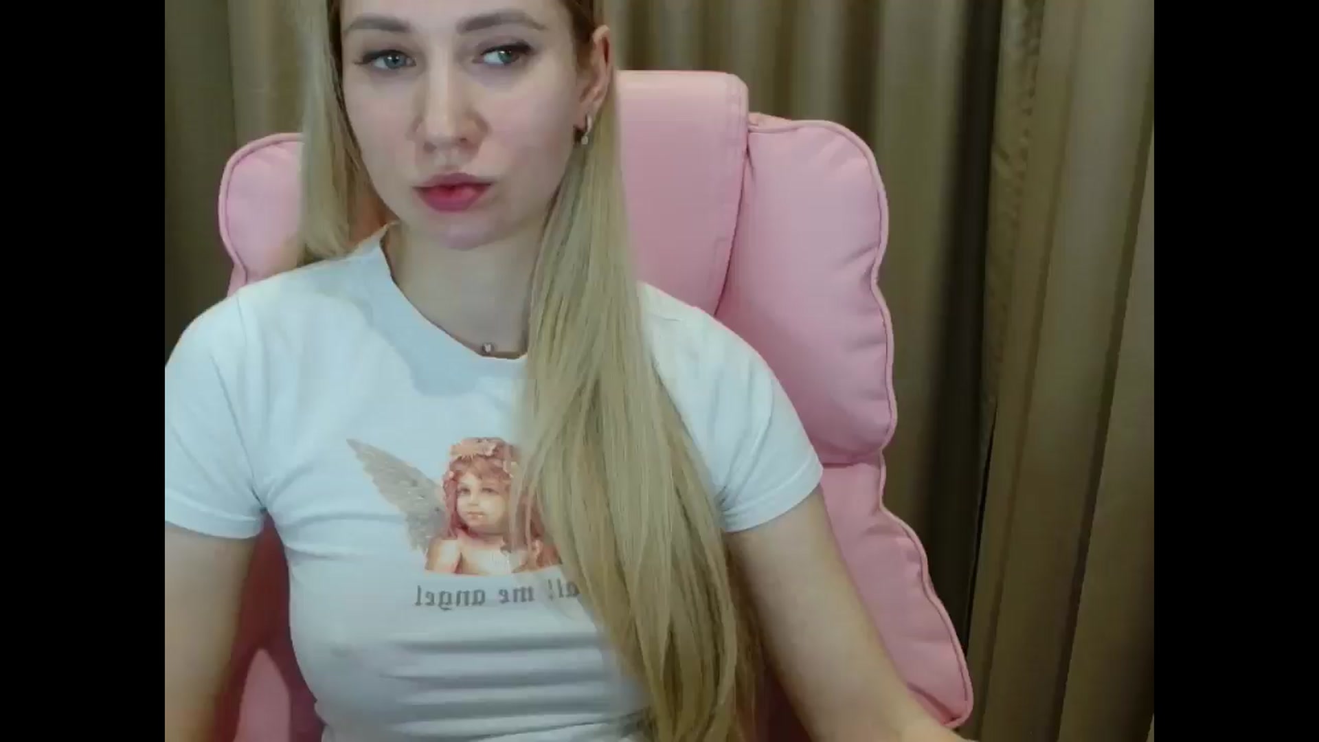 Gallery image thumbnail from Miss_Sylvia's myfreecams stream on, 04/08/2025, 18:35 image 9 of 20