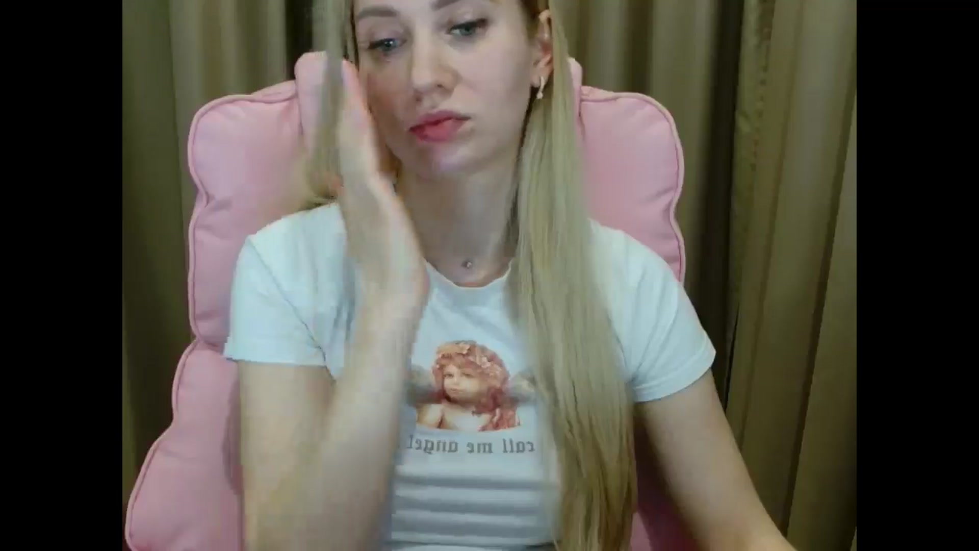 Gallery image thumbnail from Miss_Sylvia's myfreecams stream on, 04/08/2025, 18:35 image 15 of 20
