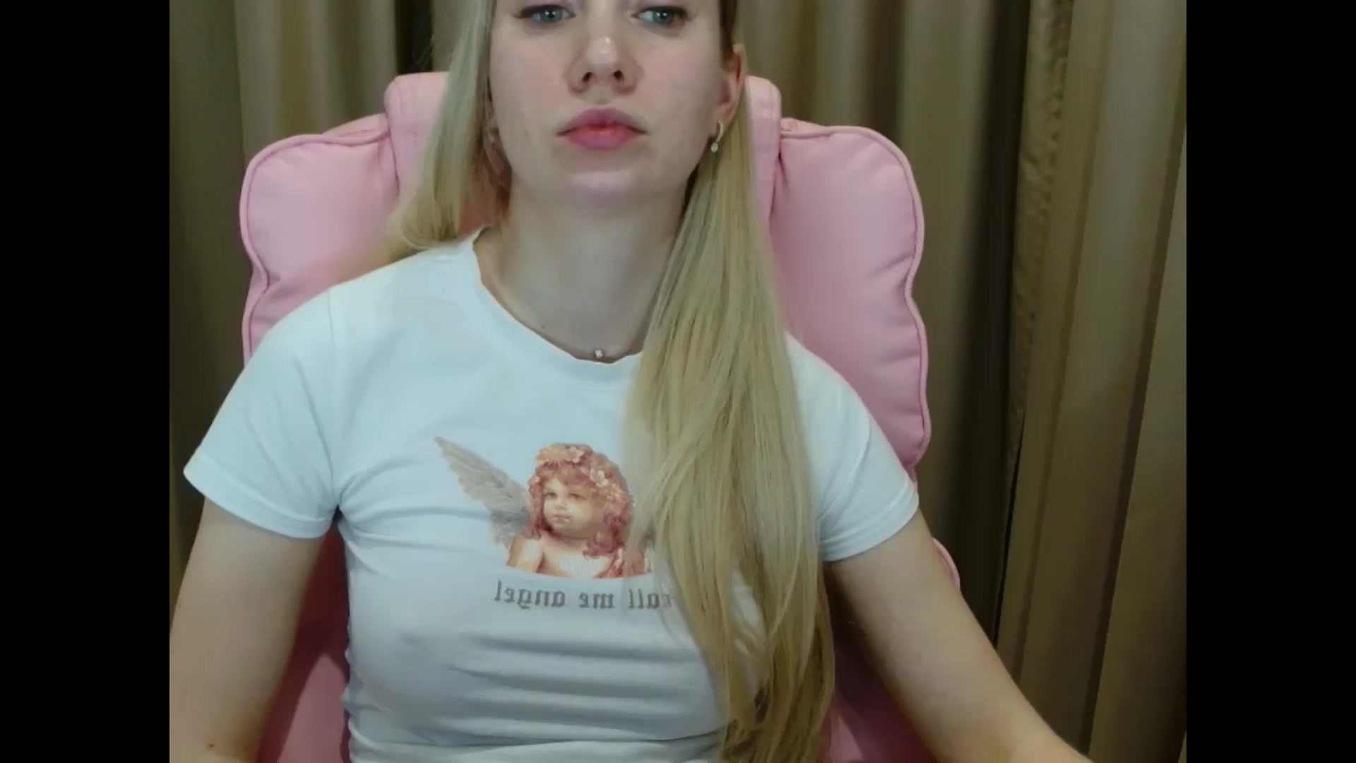 Gallery image thumbnail from Miss_Sylvia's myfreecams stream on, 04/08/2025, 18:35 image 10 of 20