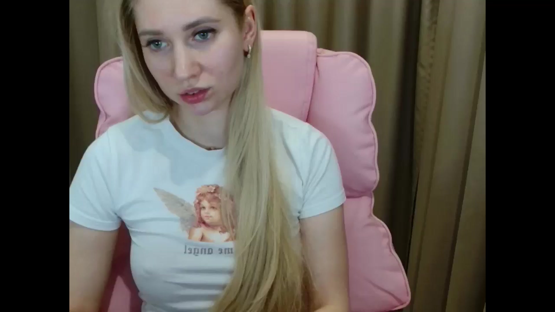 Gallery image thumbnail from Miss_Sylvia's myfreecams stream on, 04/08/2025, 18:35 image 3 of 20