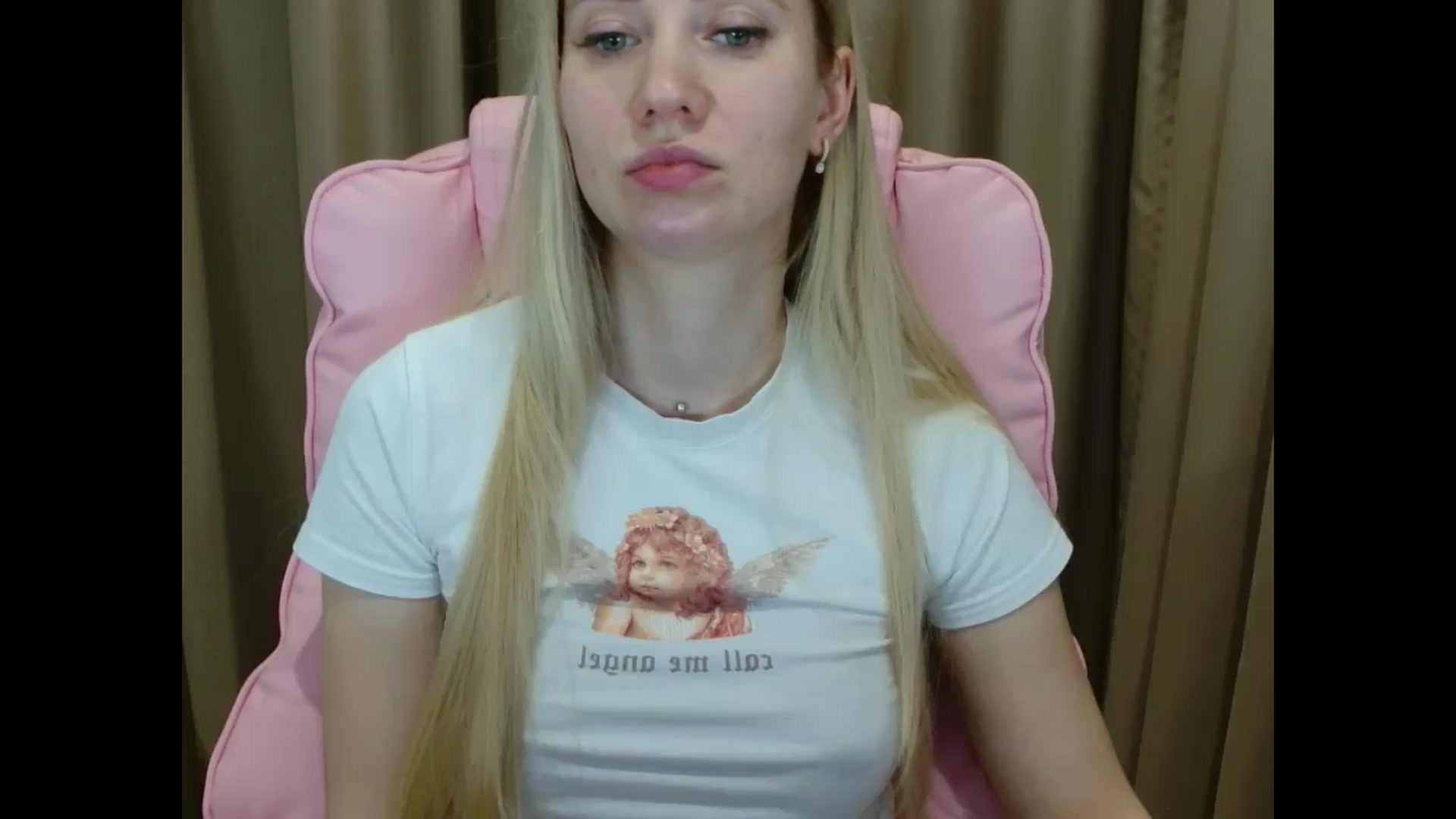 Gallery image thumbnail from Miss_Sylvia's myfreecams stream on, 04/08/2025, 19:17 image 12 of 20