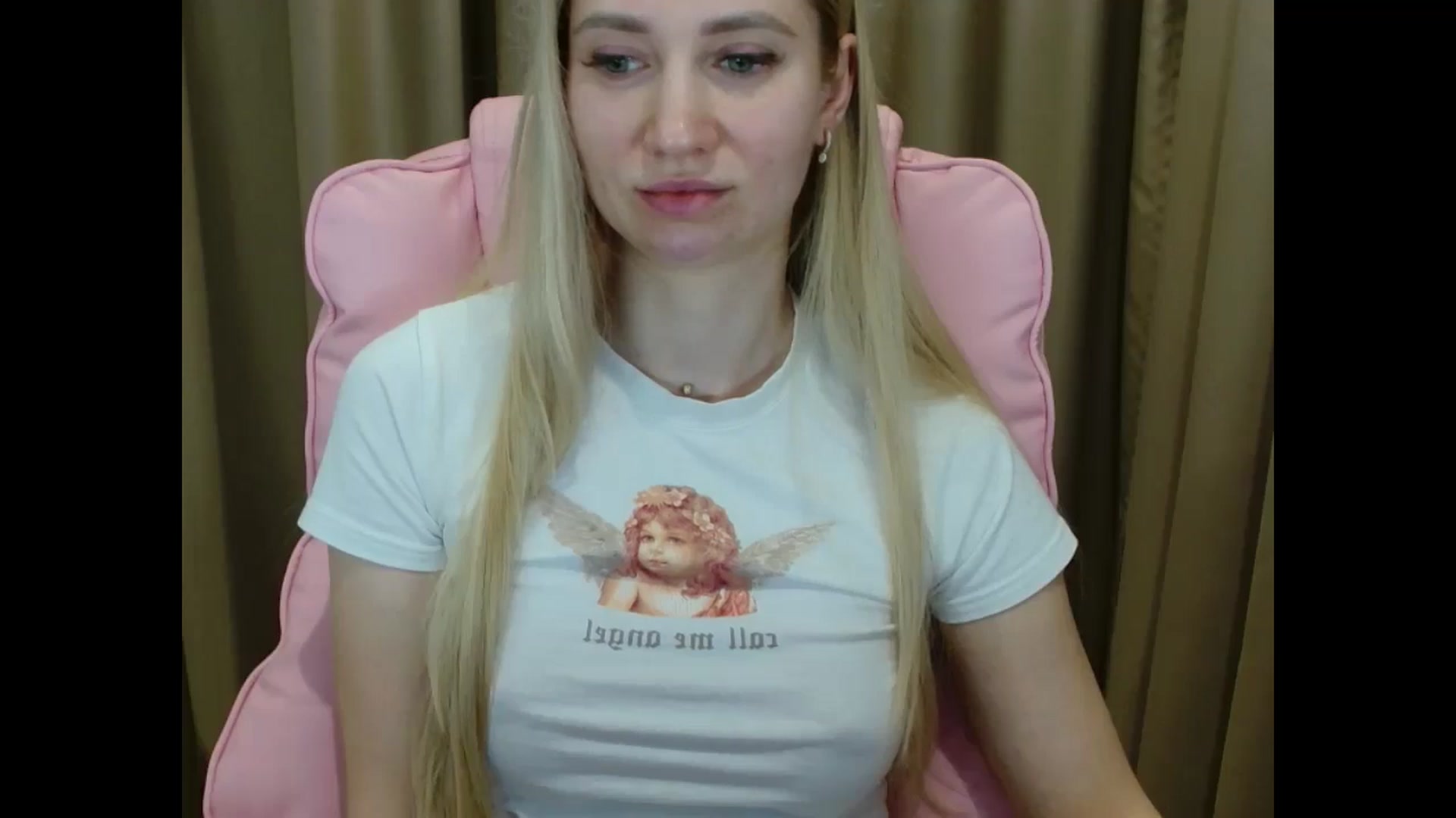 Gallery image thumbnail from Miss_Sylvia's myfreecams stream on, 04/08/2025, 19:17 image 7 of 20