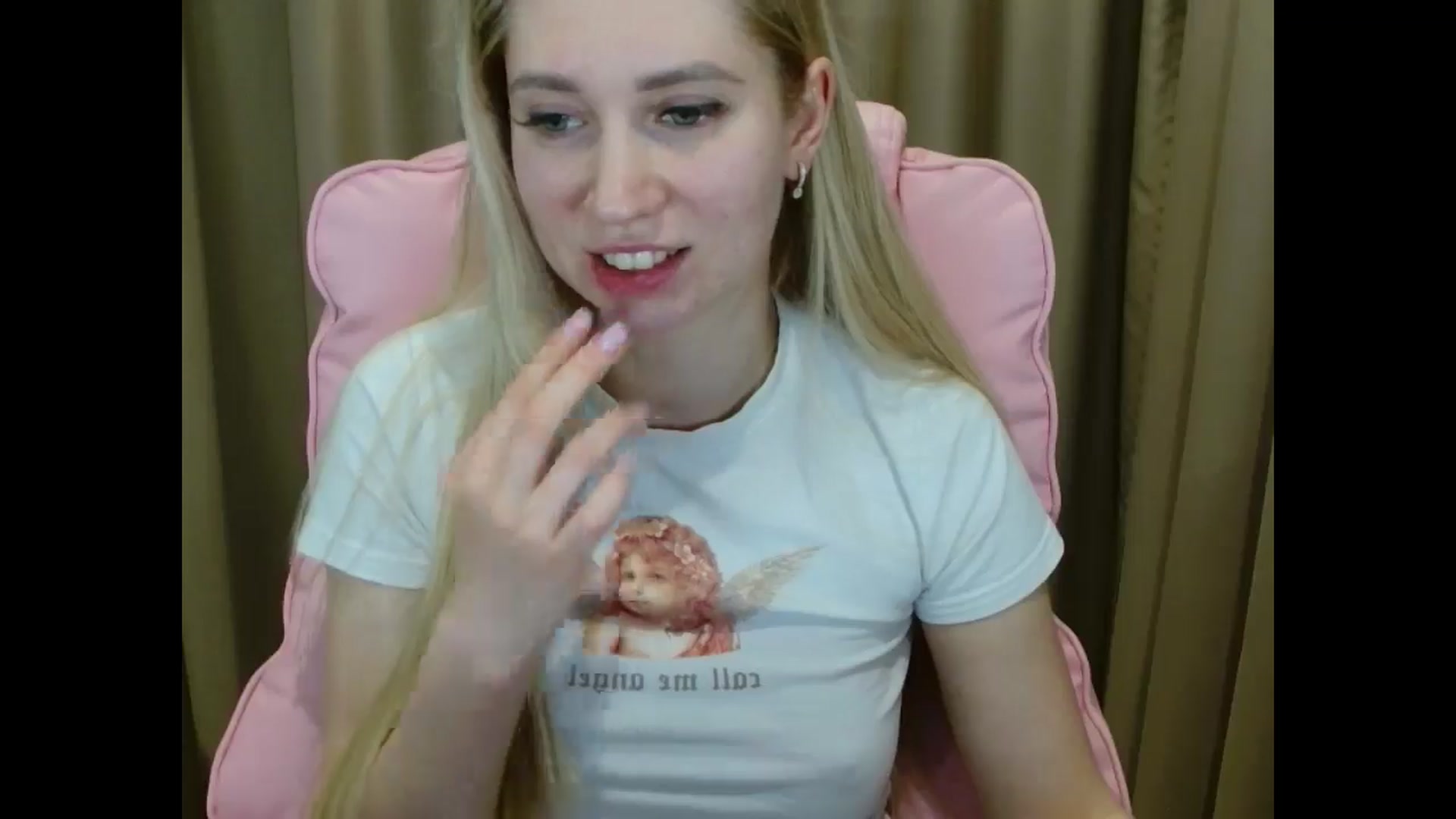 Gallery image thumbnail from Miss_Sylvia's myfreecams stream on, 04/08/2025, 19:17 image 3 of 20