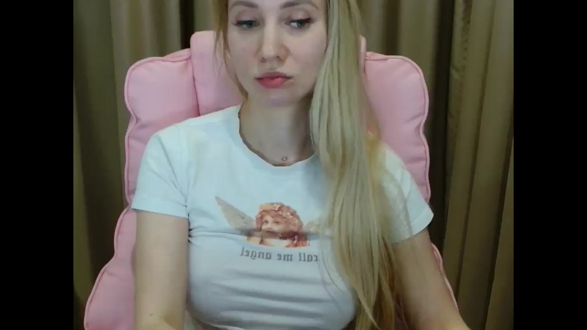 Gallery image thumbnail from Miss_Sylvia's myfreecams stream on, 04/08/2025, 19:59 image 10 of 20