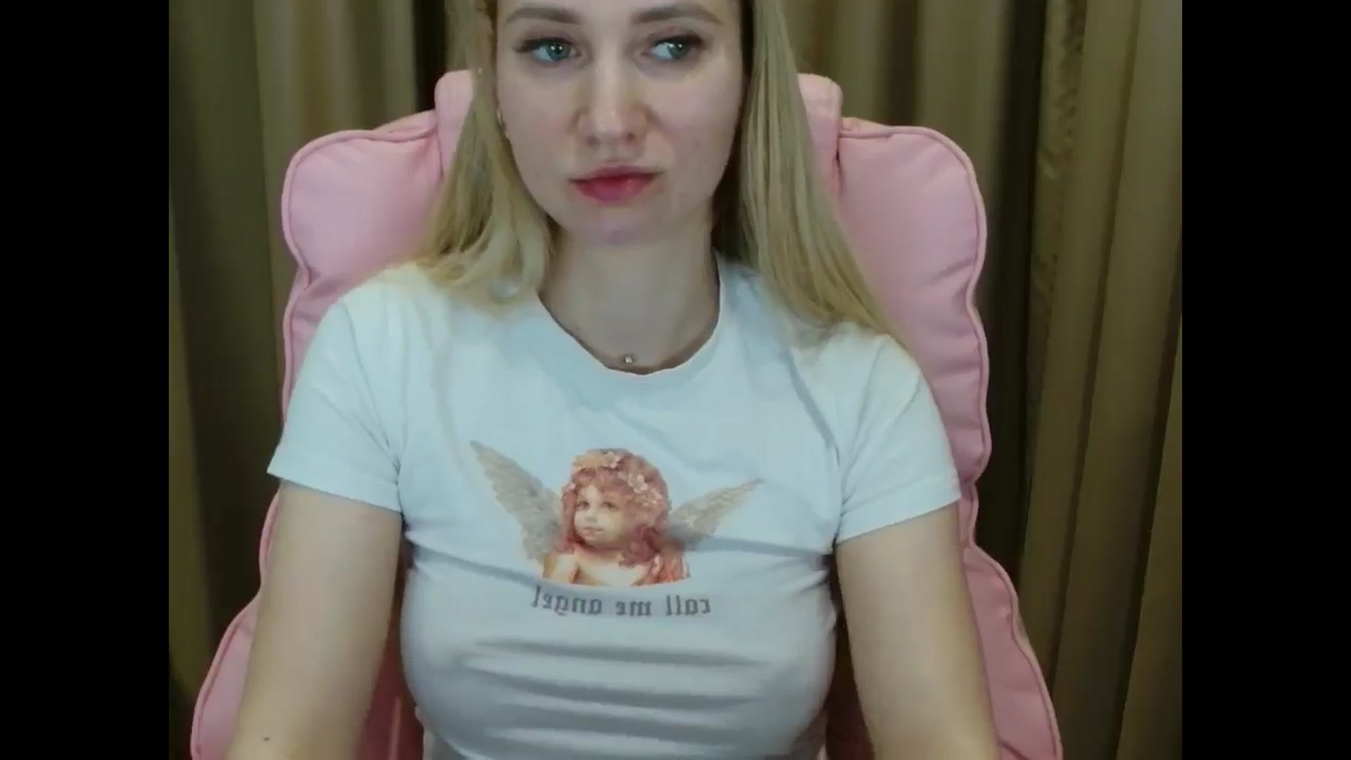 Gallery image thumbnail from Miss_Sylvia's myfreecams stream on, 04/08/2025, 19:59 image 4 of 20