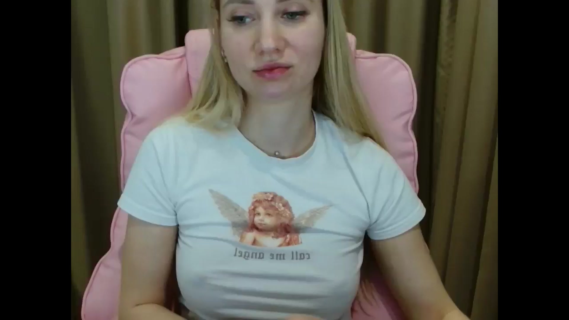 Gallery image thumbnail from Miss_Sylvia's myfreecams stream on, 04/08/2025, 19:59 image 5 of 20