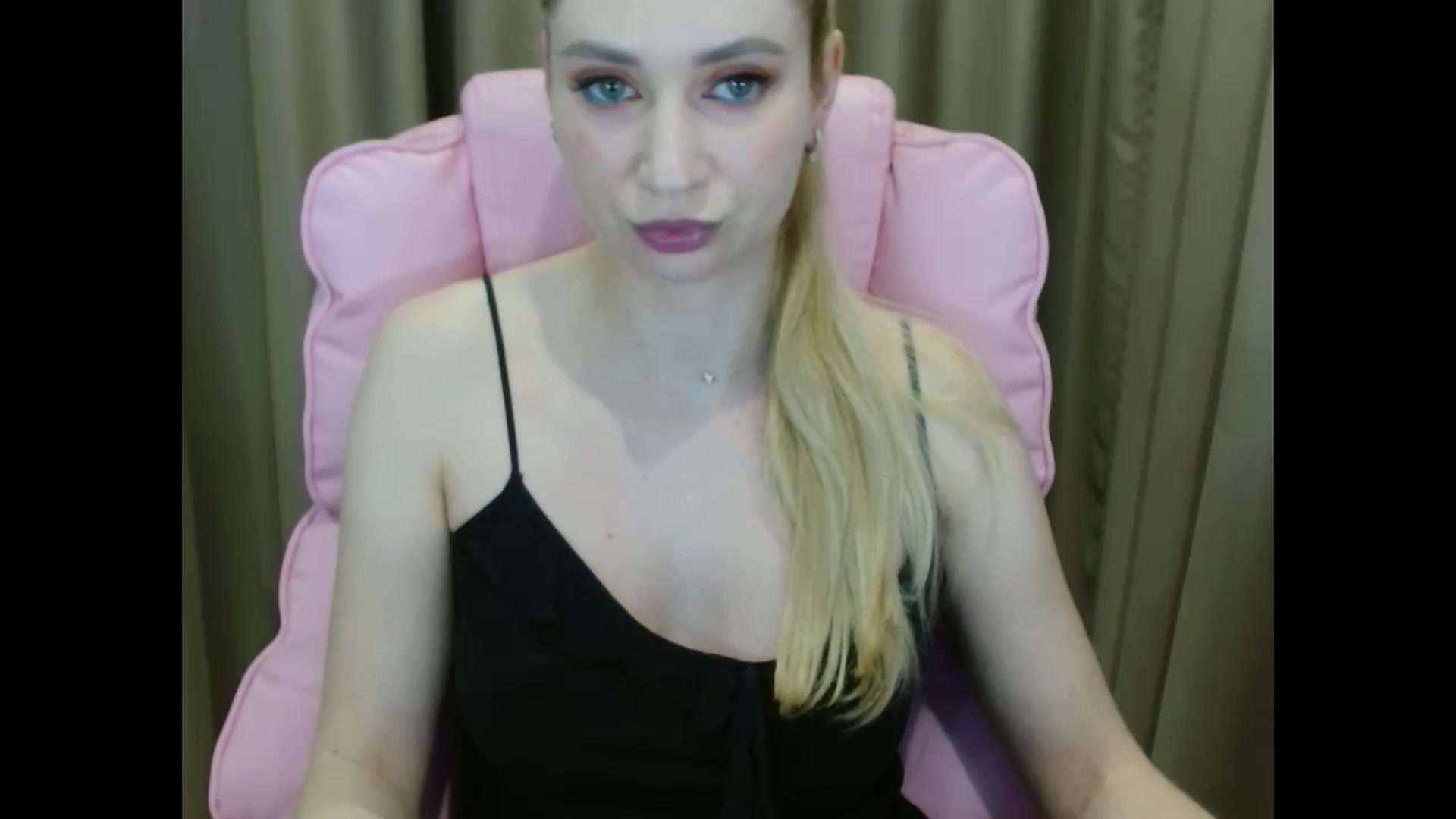 Gallery image thumbnail from Miss_Sylvia's myfreecams stream on, 04/09/2025, 17:22 image 9 of 20