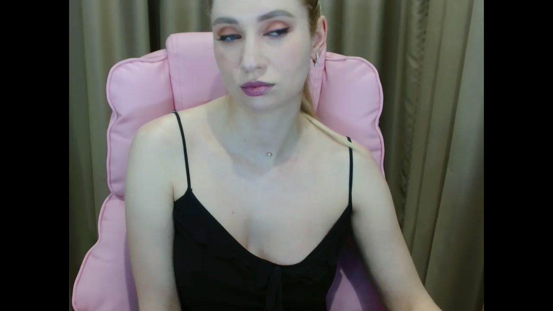 Gallery image thumbnail from Miss_Sylvia's myfreecams stream on, 04/09/2025, 17:53 image 9 of 20