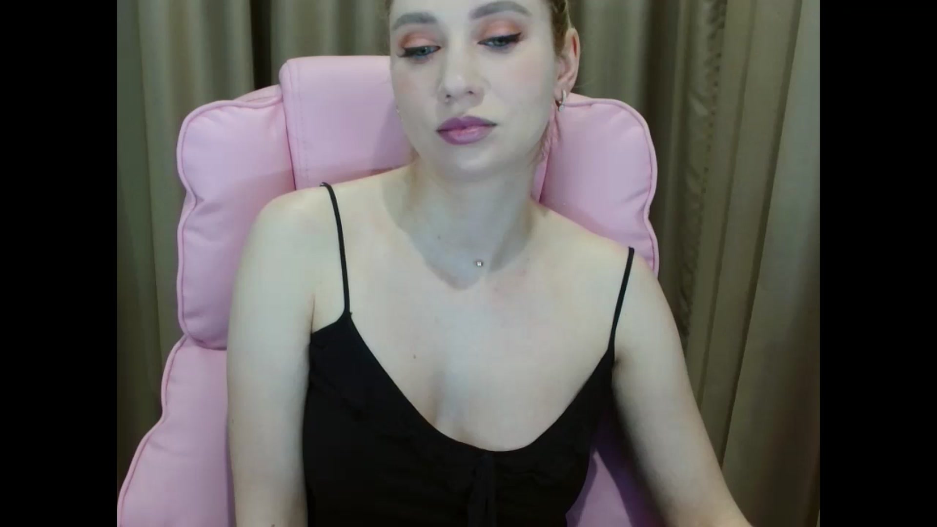 Gallery image thumbnail from Miss_Sylvia's myfreecams stream on, 04/09/2025, 17:53 image 11 of 20